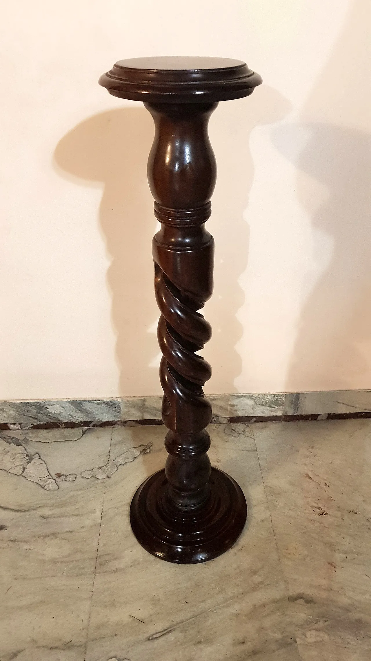 Wooden column helical shape, 1960s 2
