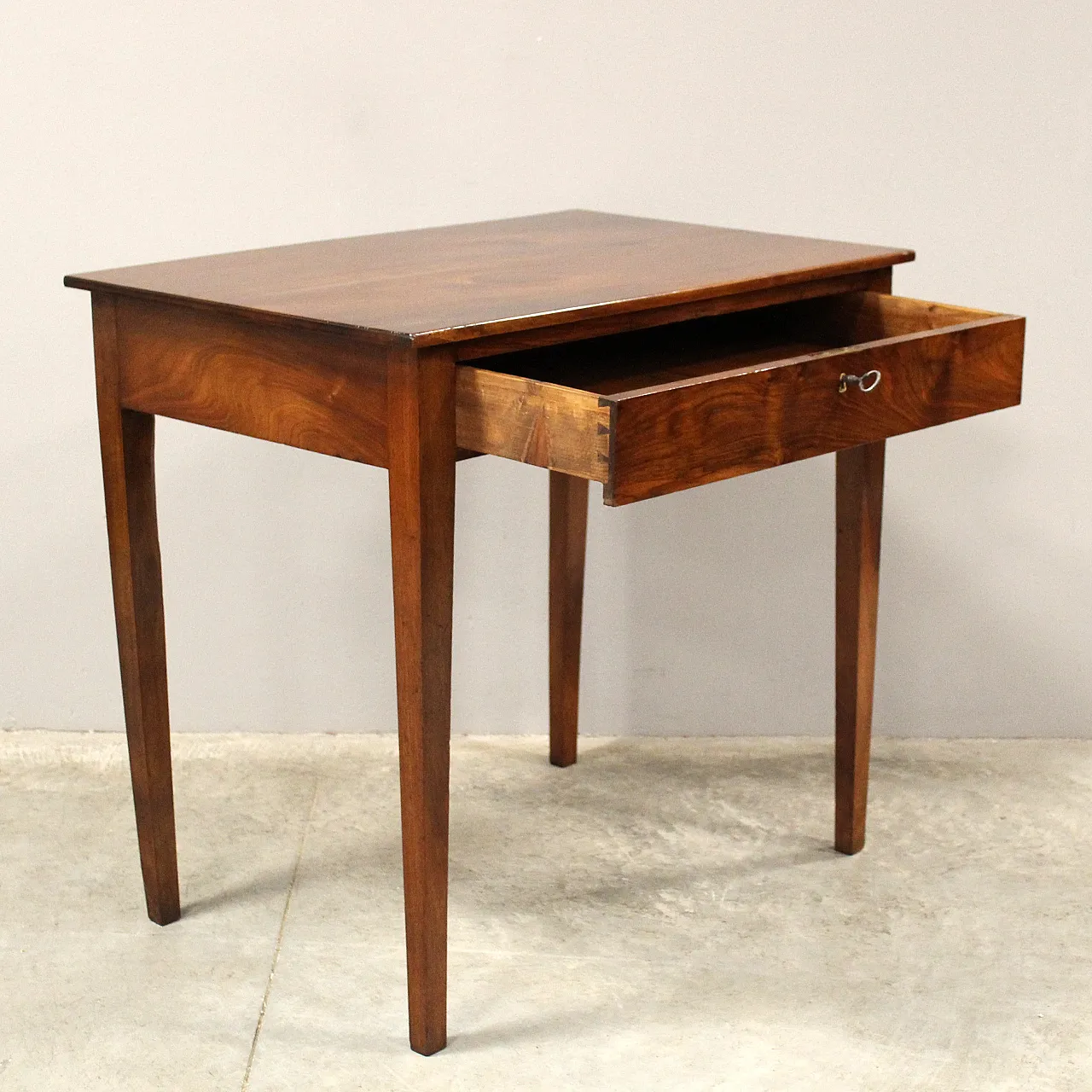 Director of Directory Walnut in the 19th century Italy 5