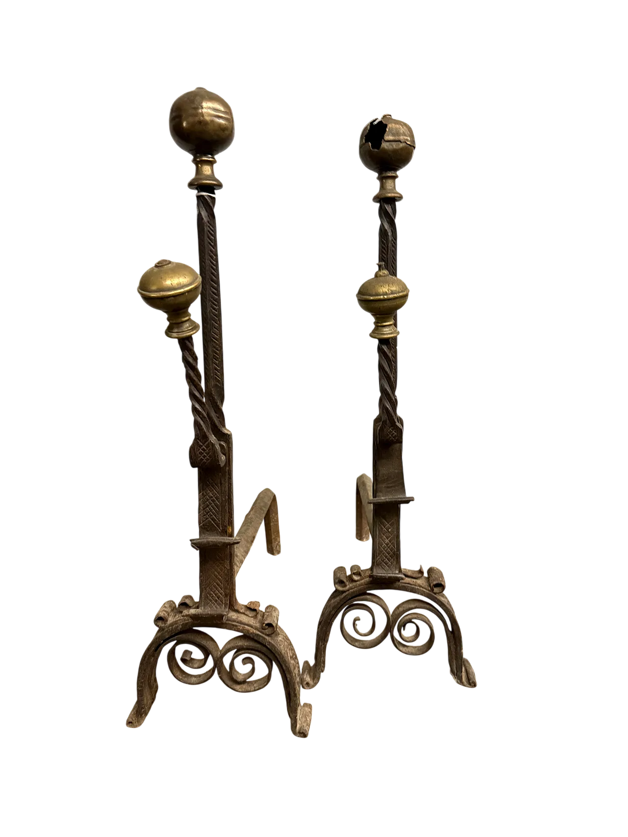 Antica coppia di alari in ferro battuto e bronzo XVII sec, 74x22x44cm 9