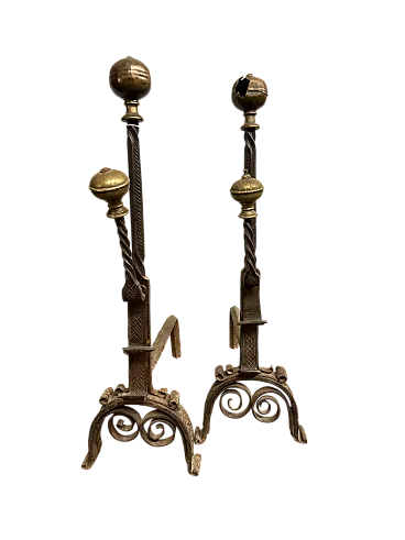 Antica coppia di alari in ferro battuto e bronzo XVII sec, 74x22x44cm