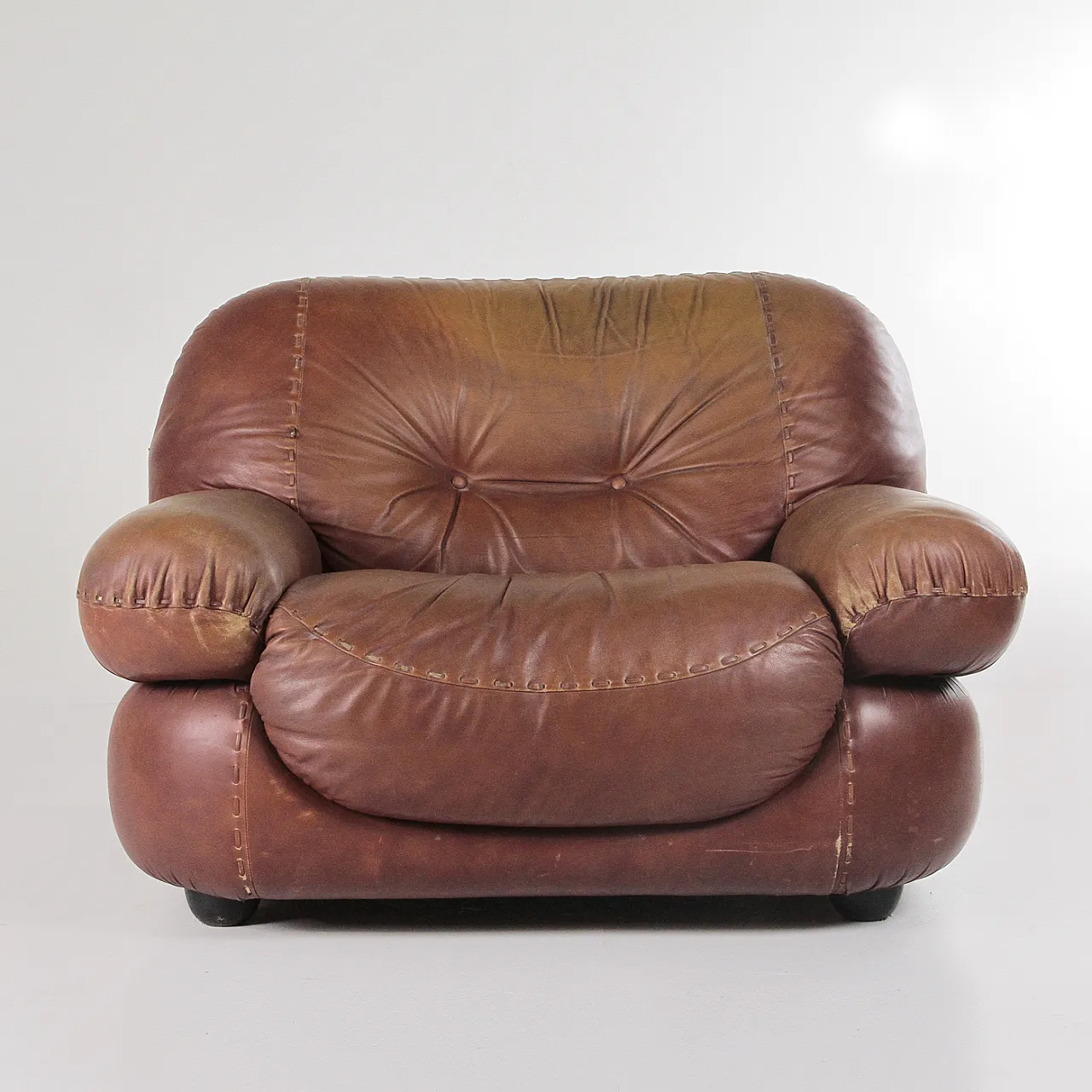 Sapporo Leather Armchair by Mobilgirgi, 1970s 2