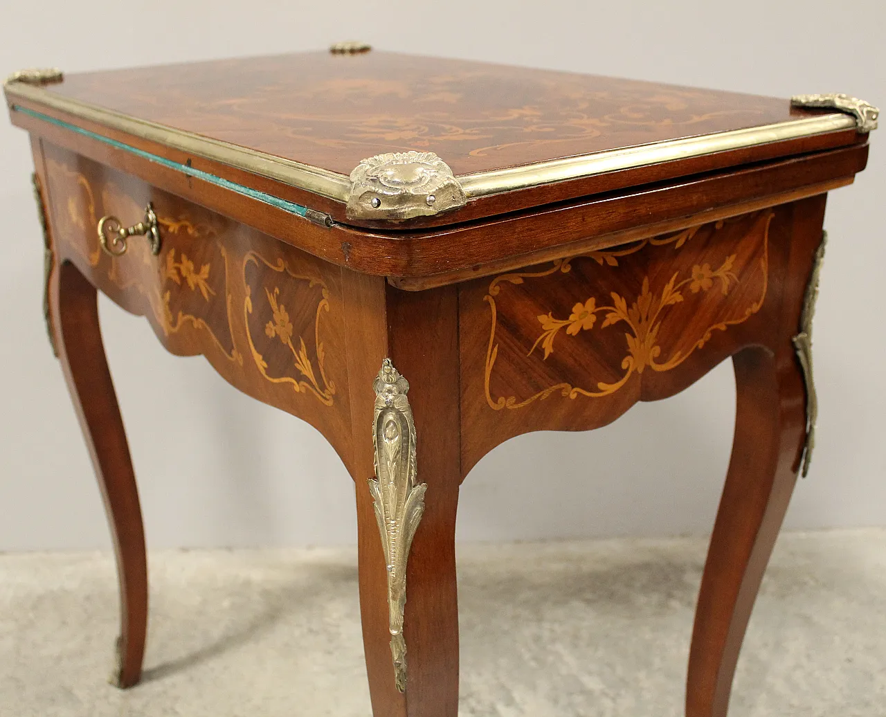 Game table Desk Napoleon III Input '800 17