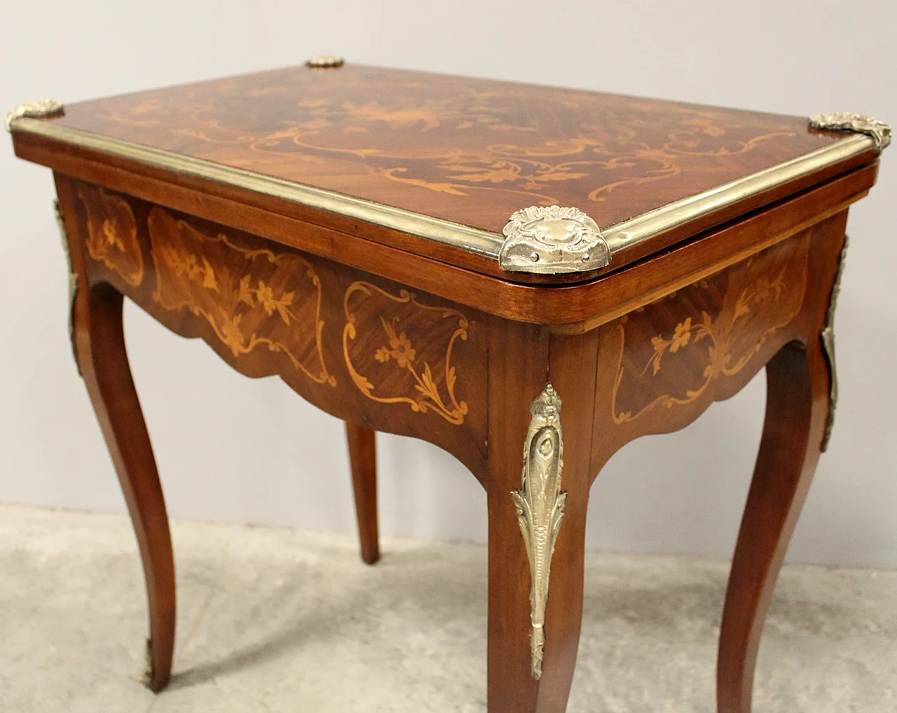 Game table Desk Napoleon III Input '800 18