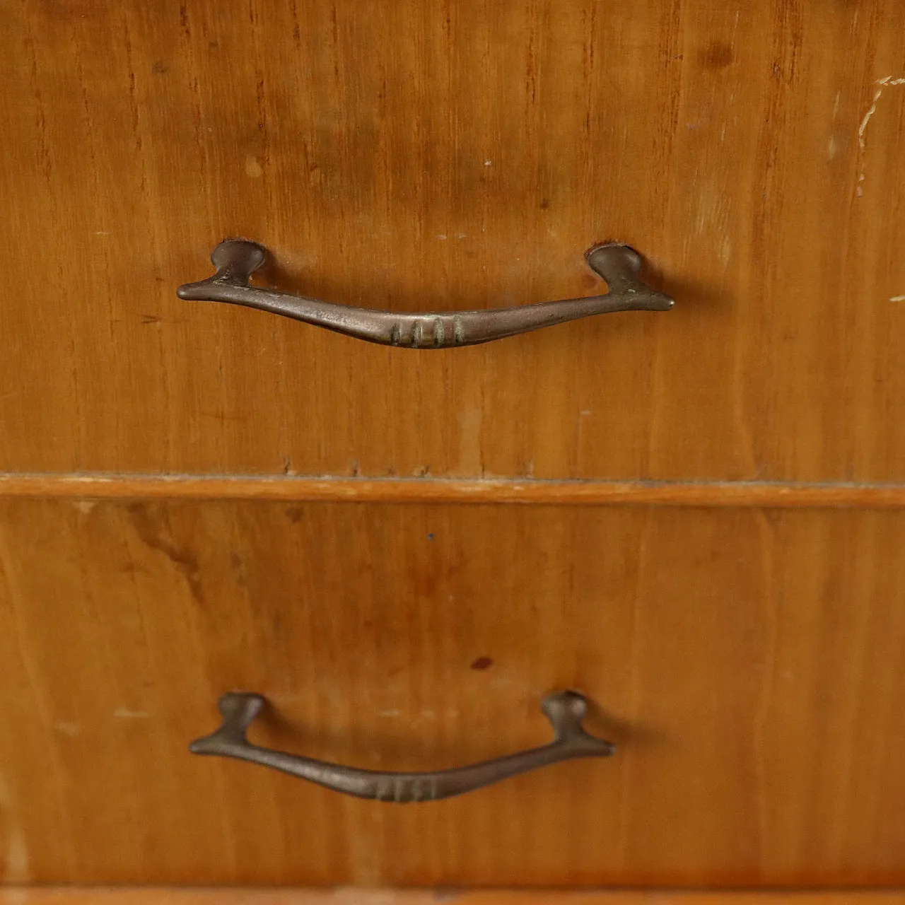 Coppia di comodini in legno con cassetti, anni '50 6