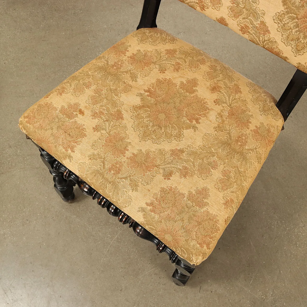 4 Baroque chairs in ebony painted walnut, 18th century 7