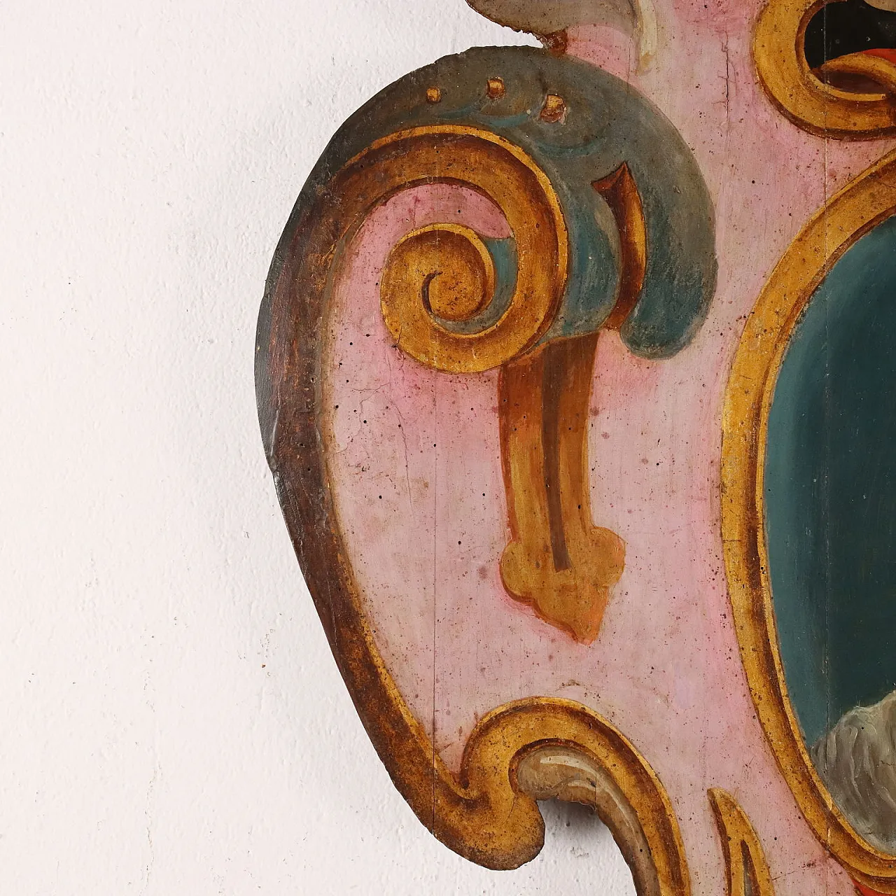 Pasqui family coat of arms in painted poplar, 18th century 6