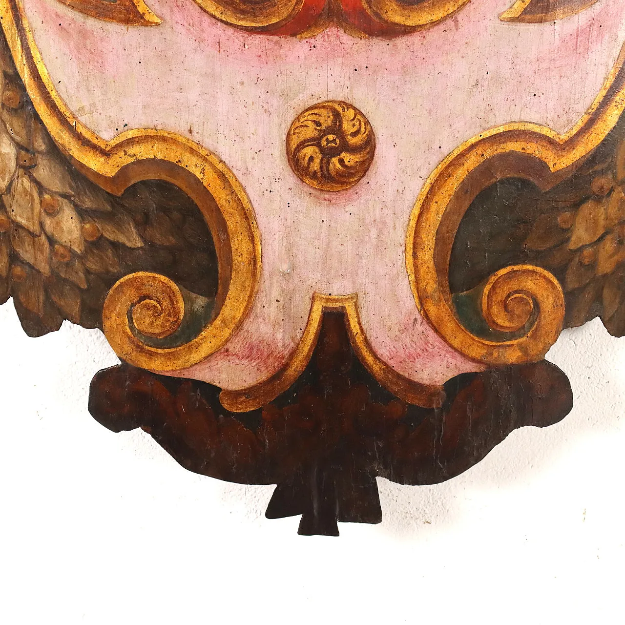 Pasqui family coat of arms in painted poplar, 18th century 8