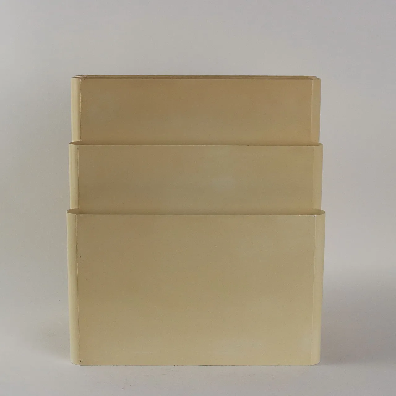 White magazine rack 4675 by Giotto Stoppino for Kartell, 1970s 8