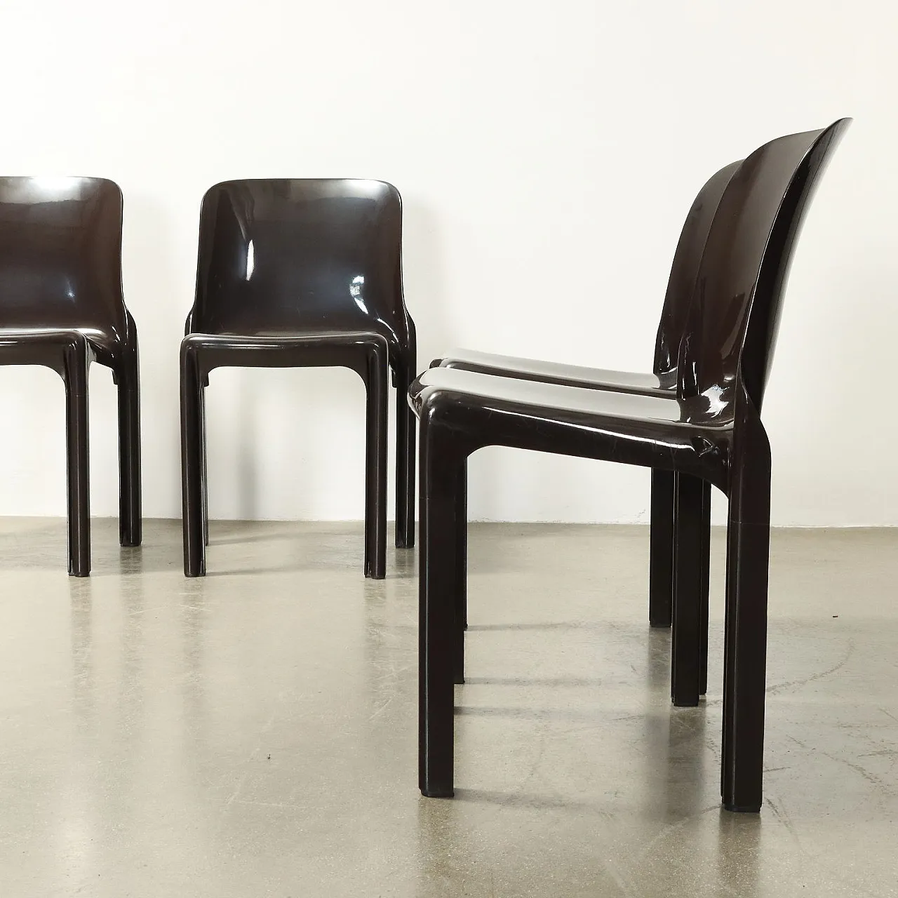 8 Sedie Selene di Vico Magistretti per Artemide, anni '70 4
