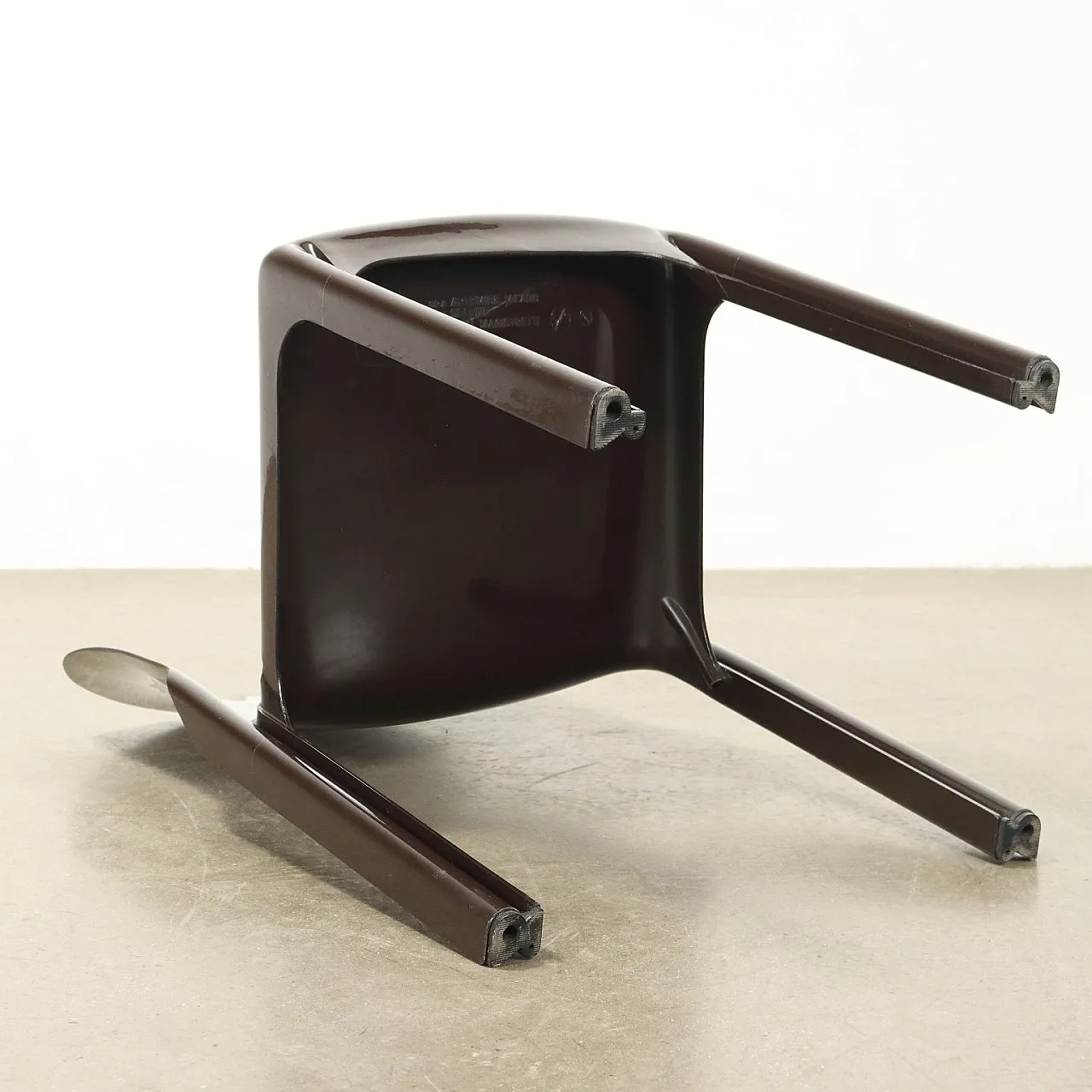 8 Sedie Selene di Vico Magistretti per Artemide, anni '70 10