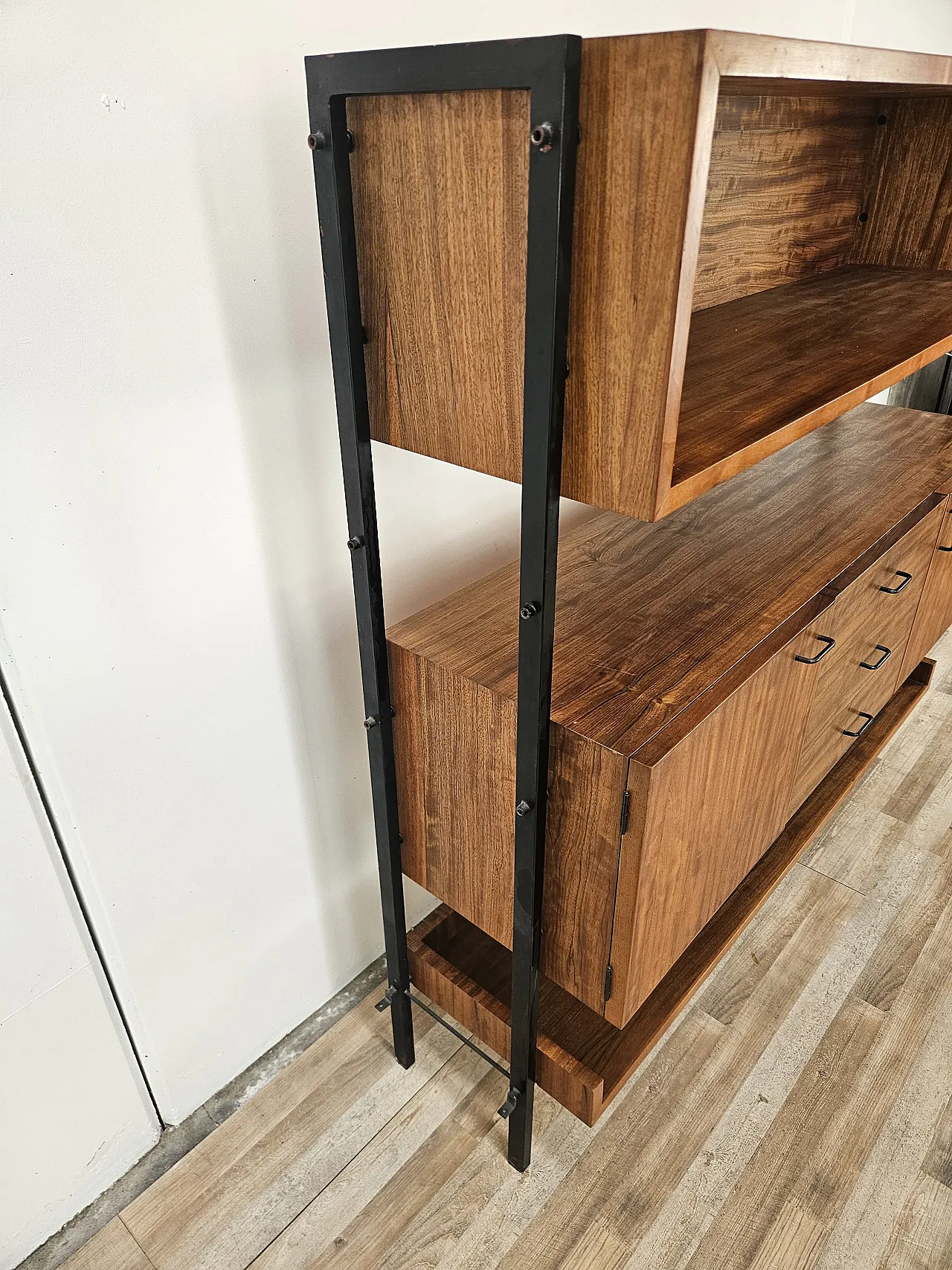 Teak sideboard with iron structure, 1960 25