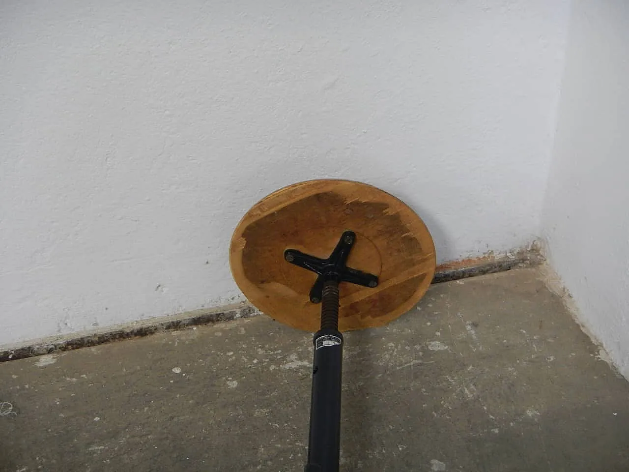 Fixed stool 3 feet 1960 7