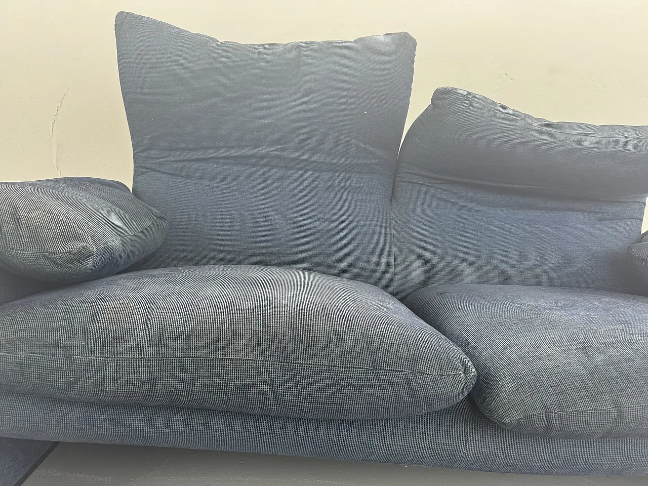 Maralunga Sofa by Vico Magistretti for Cassina, 80s 4