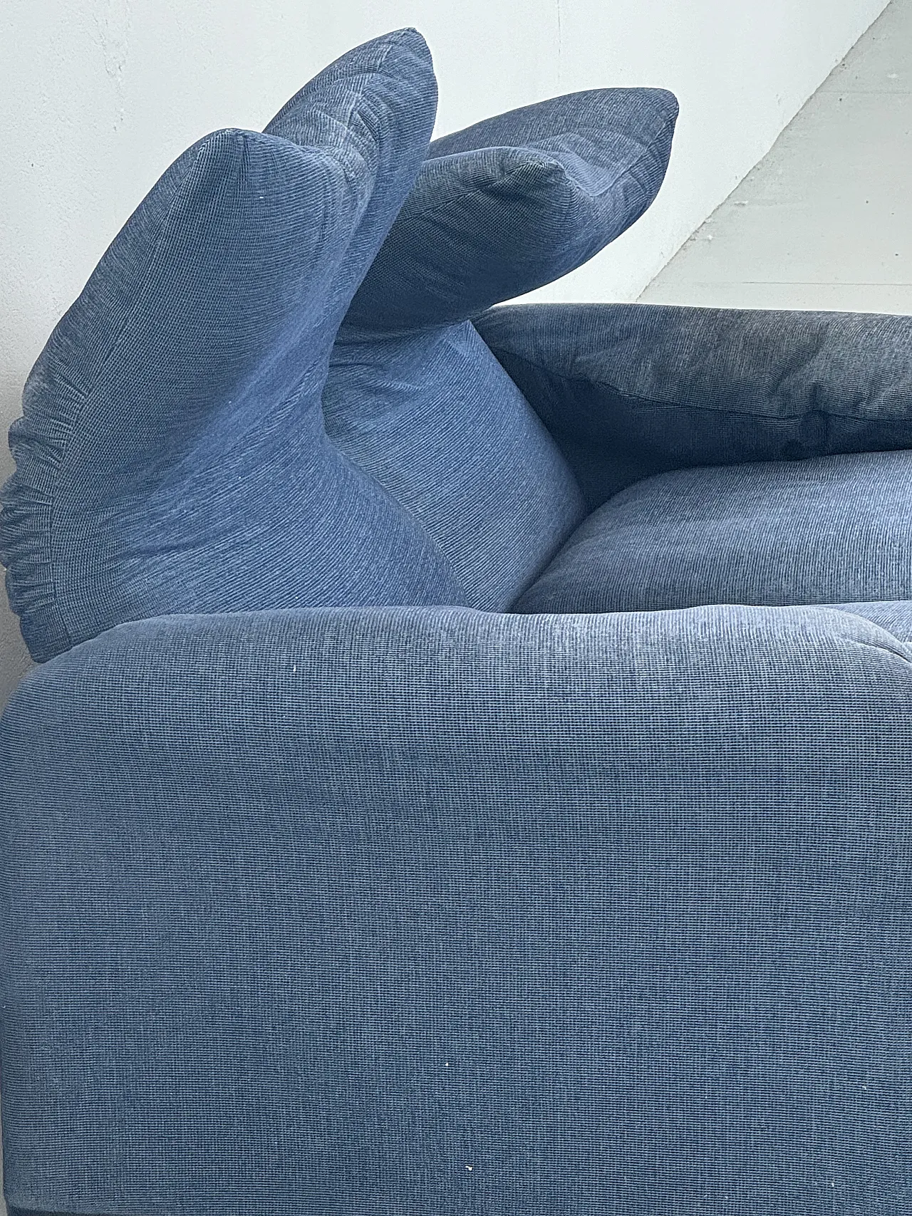 Maralunga Sofa by Vico Magistretti for Cassina, 80s 13