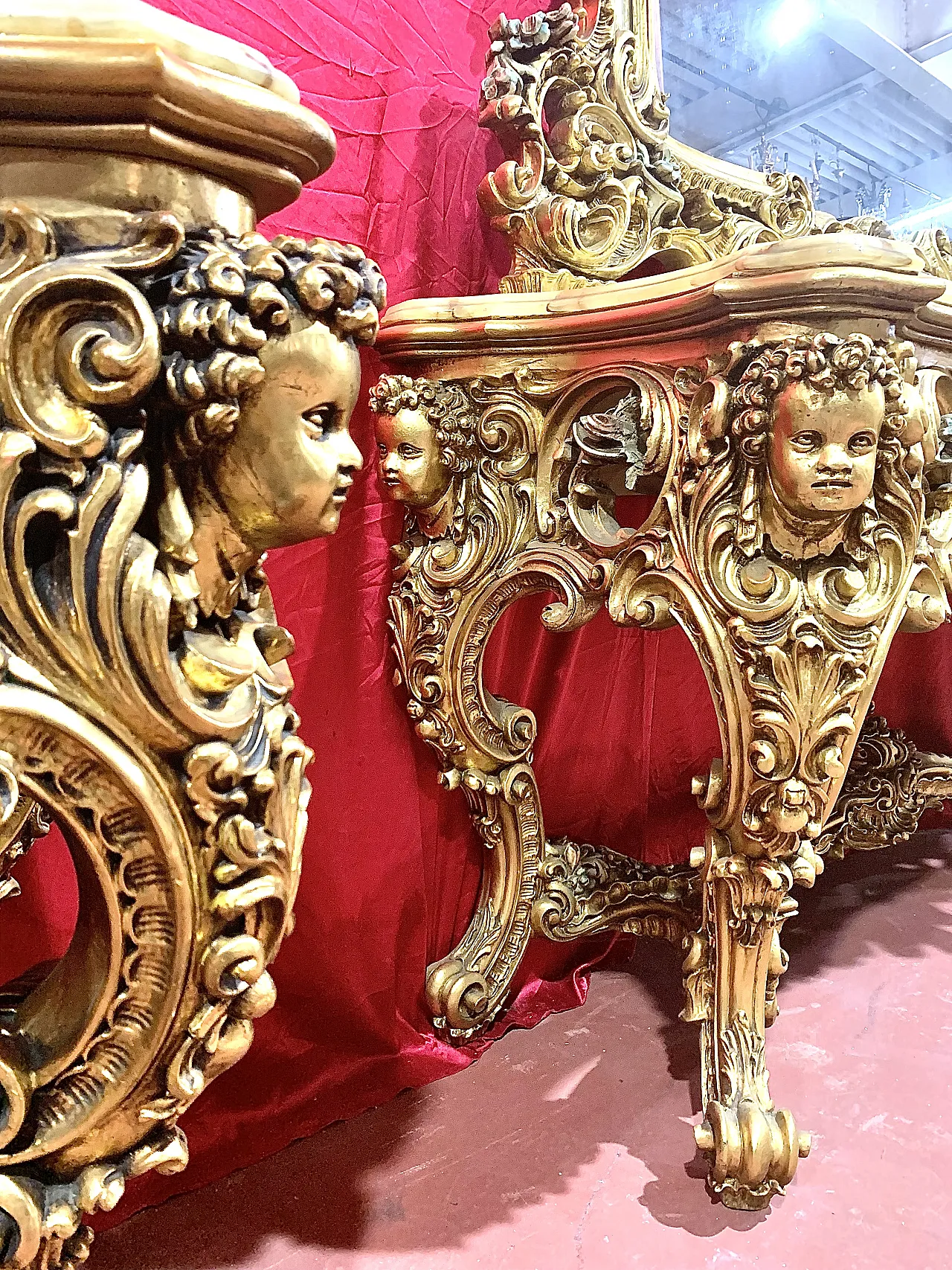 Coppia consolle oro, '900 13