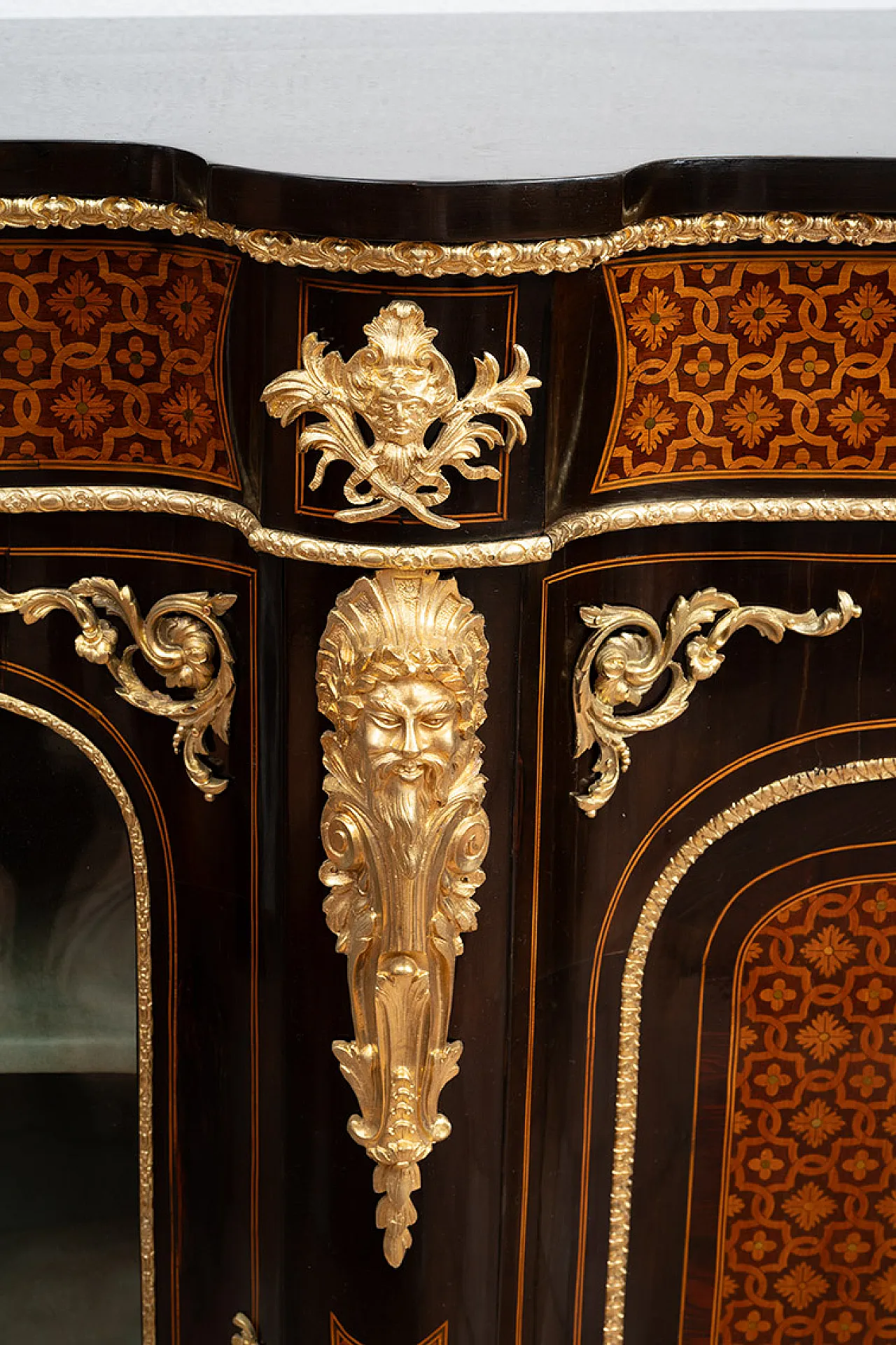 Sideboard Napoleon III in precious exotic woods, 19th century 3