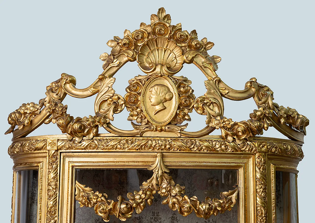 Showcase Napoleon III in golden and carved wood, 19th century 2