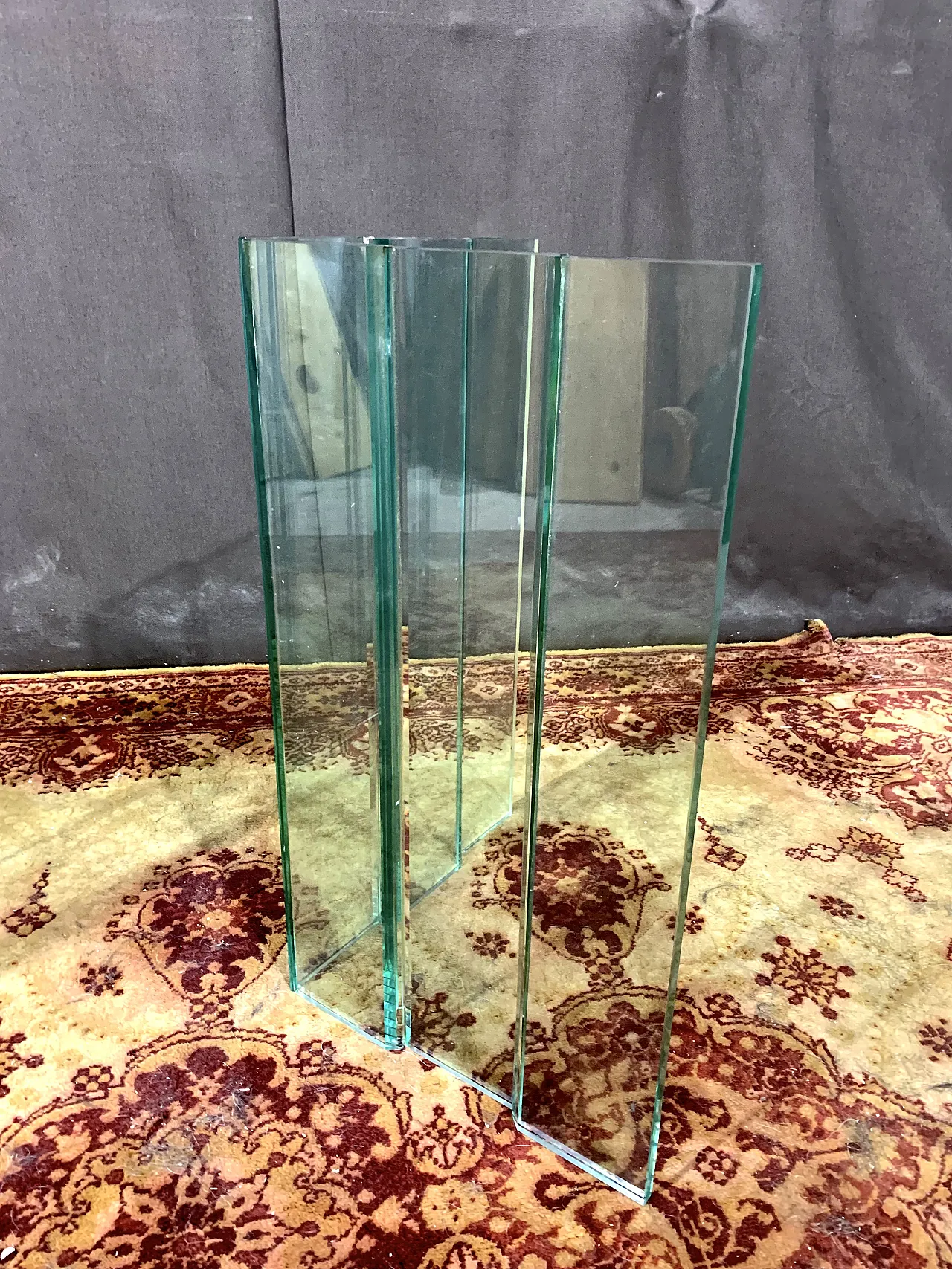 Octogonal glass table, 70s 10