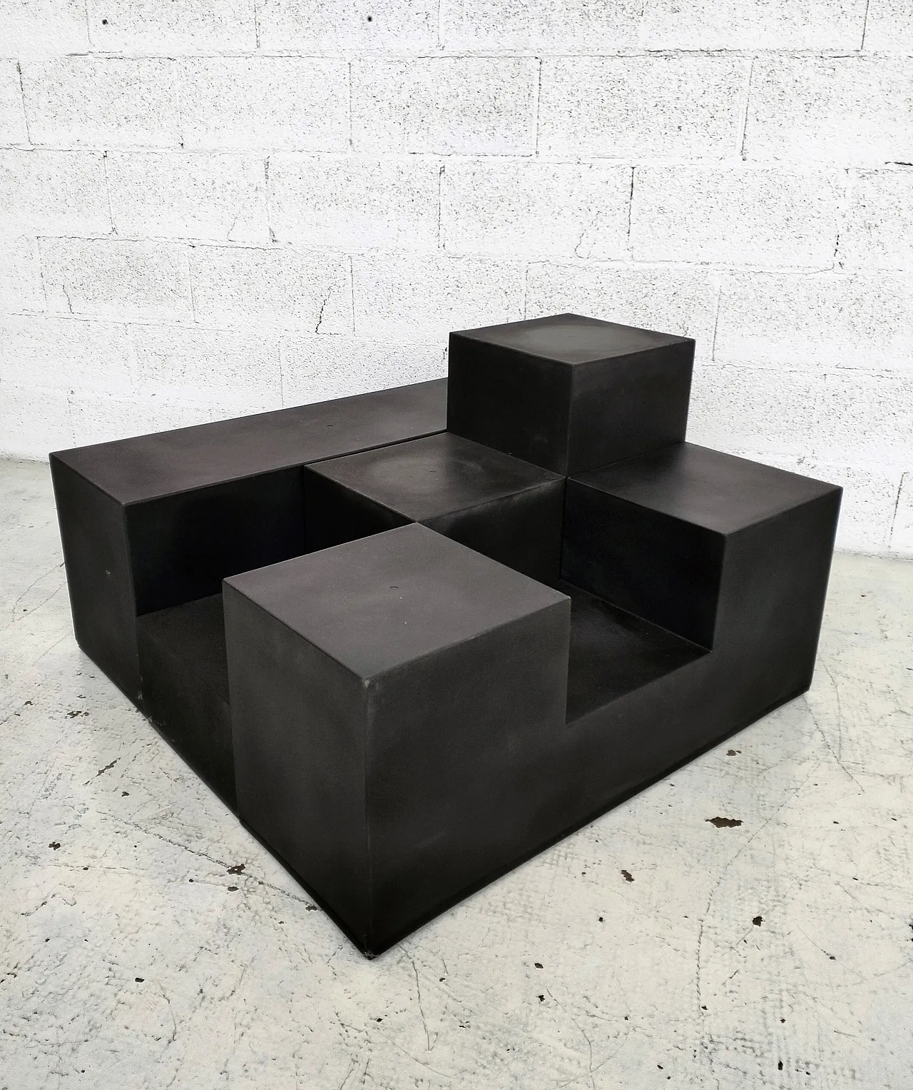 Tavolini bassi Gli Scacchi di Mario Bellini per B&B Italia, anni '70 3