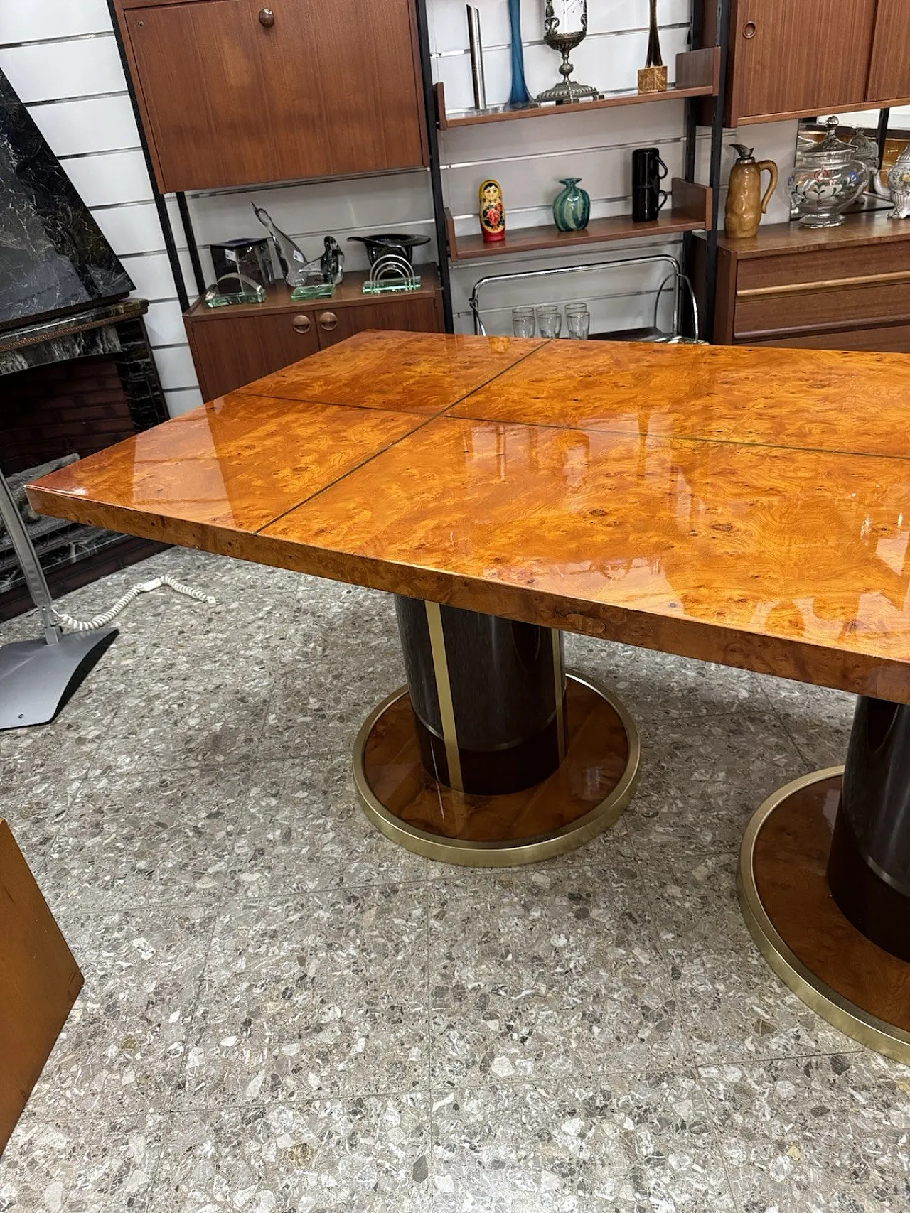 Dining table in gold-plated metal and burl wood, 1970s 4