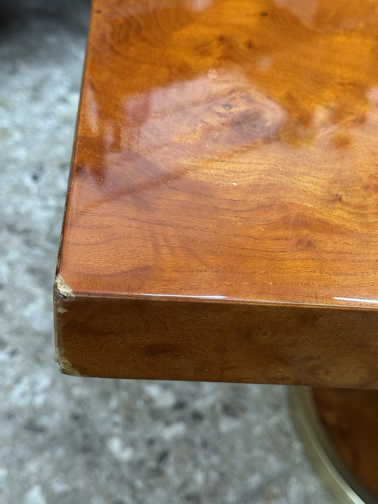 Dining table in gold-plated metal and burl wood, 1970s 12
