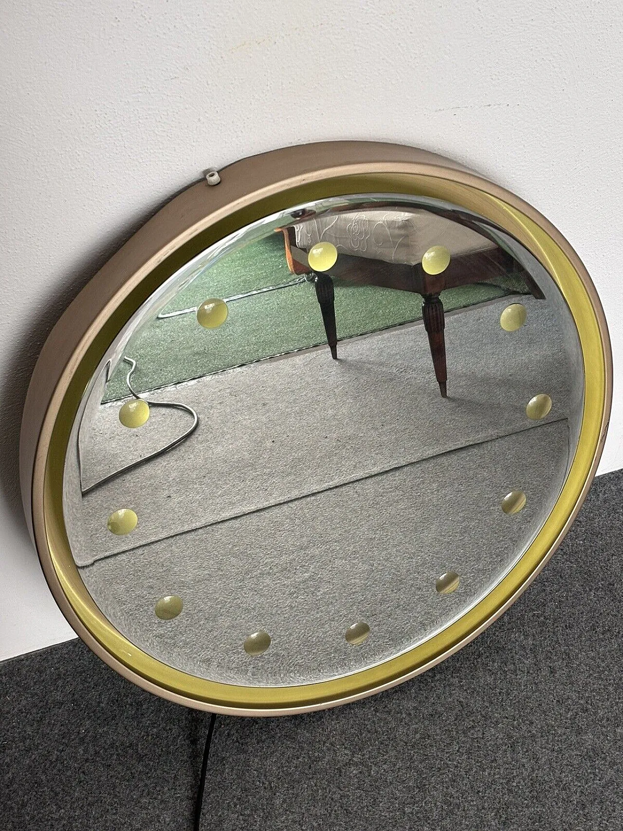 Rimadesio backlit mirror in Hollywood Regency style, 1970s 2