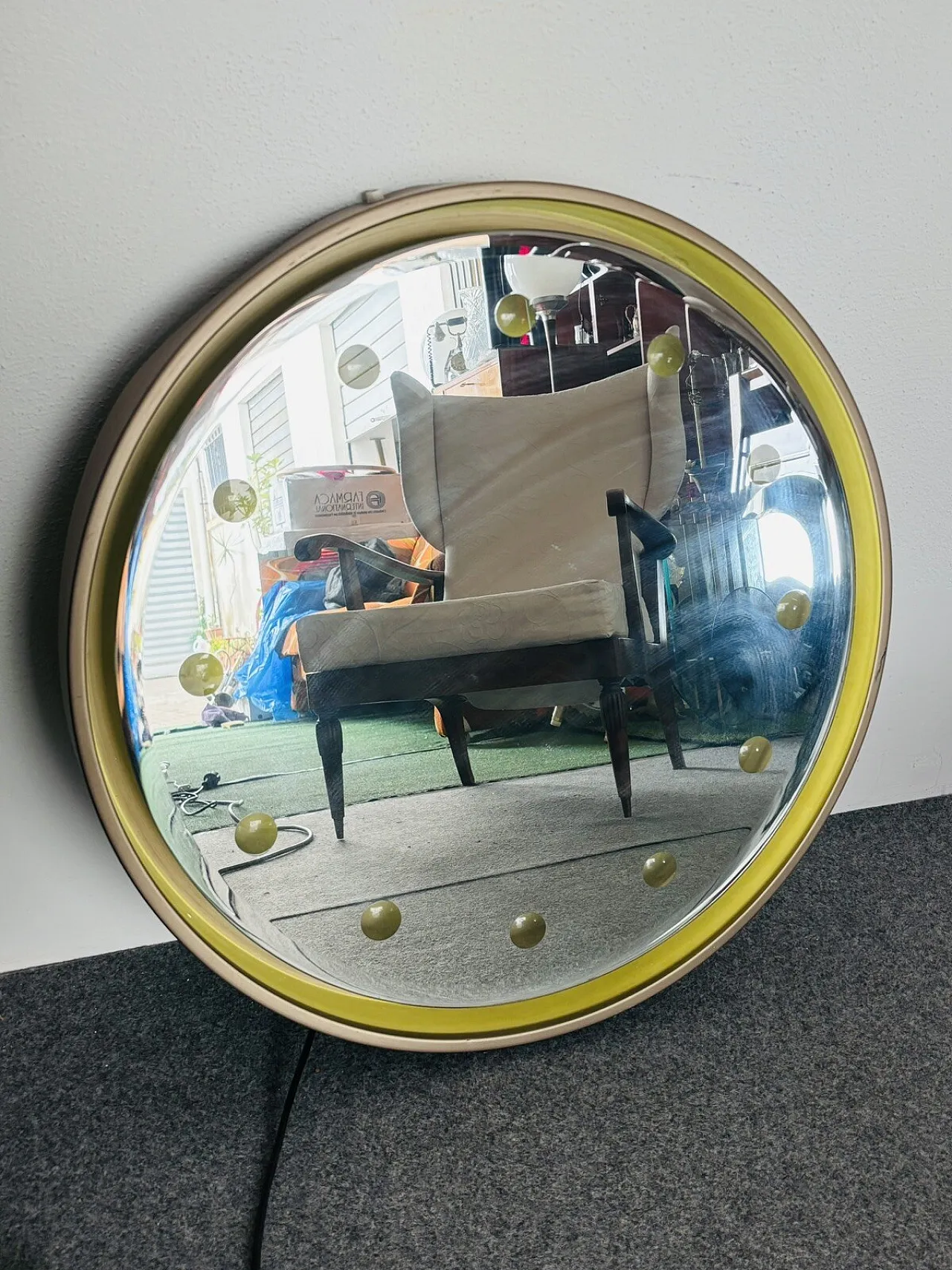 Rimadesio backlit mirror in Hollywood Regency style, 1970s 5