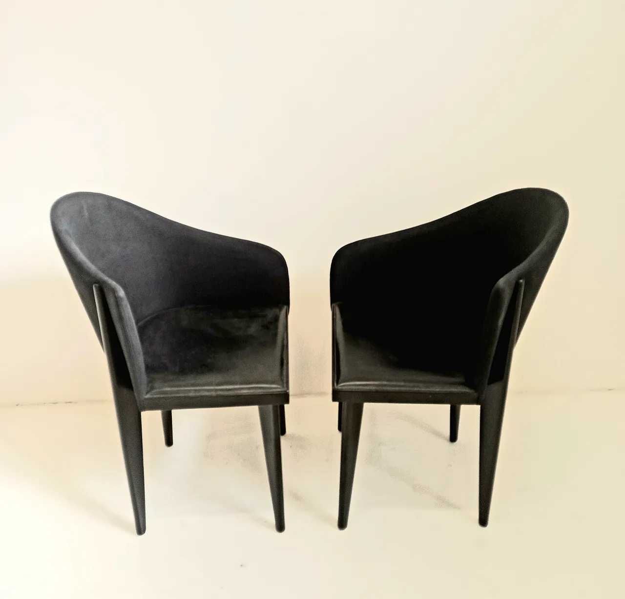 Pair of tuscan armchairs, 80s 2