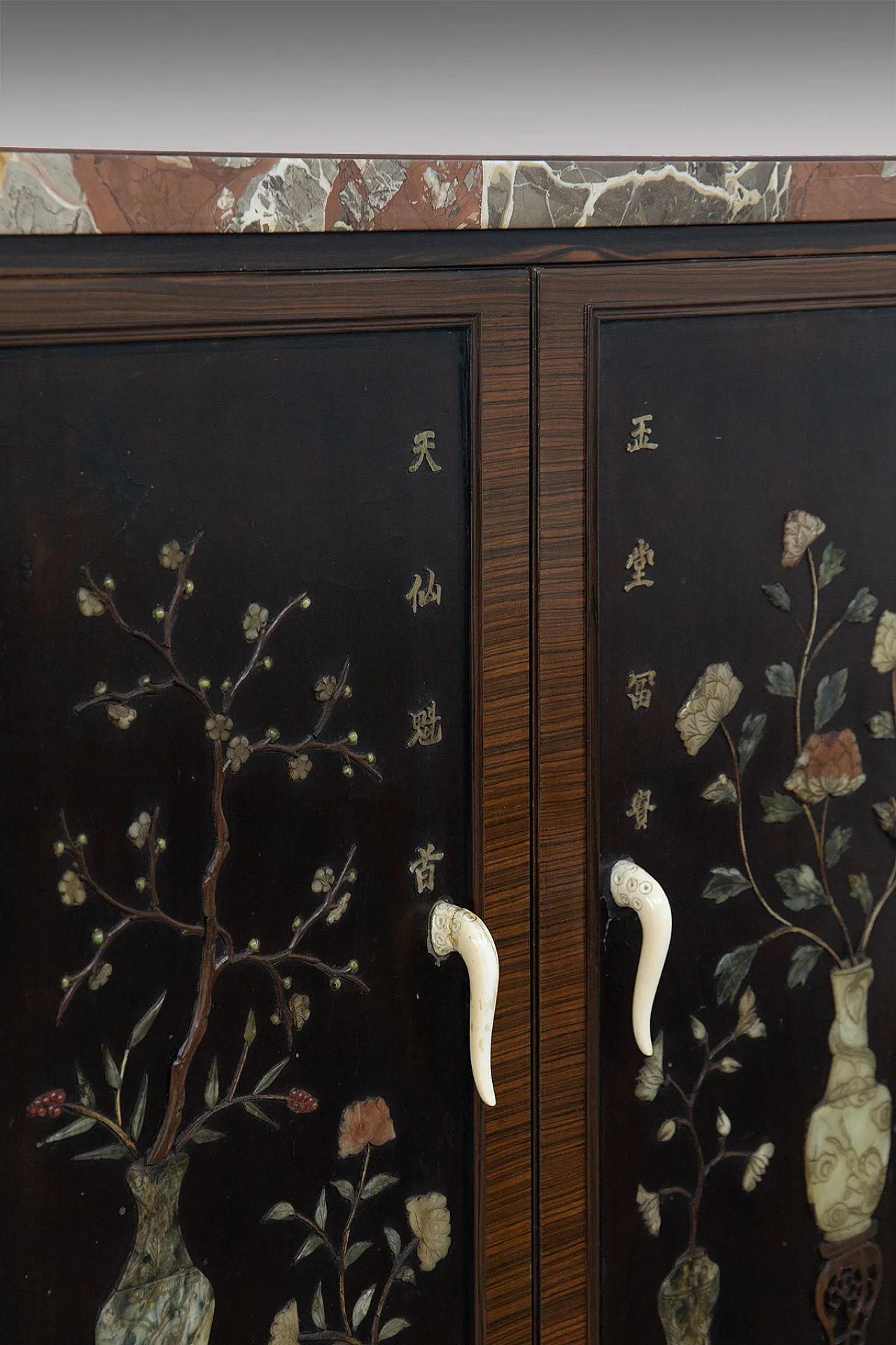 Mobile bar in stile Art Déco cinese con marmi, anni '30 18