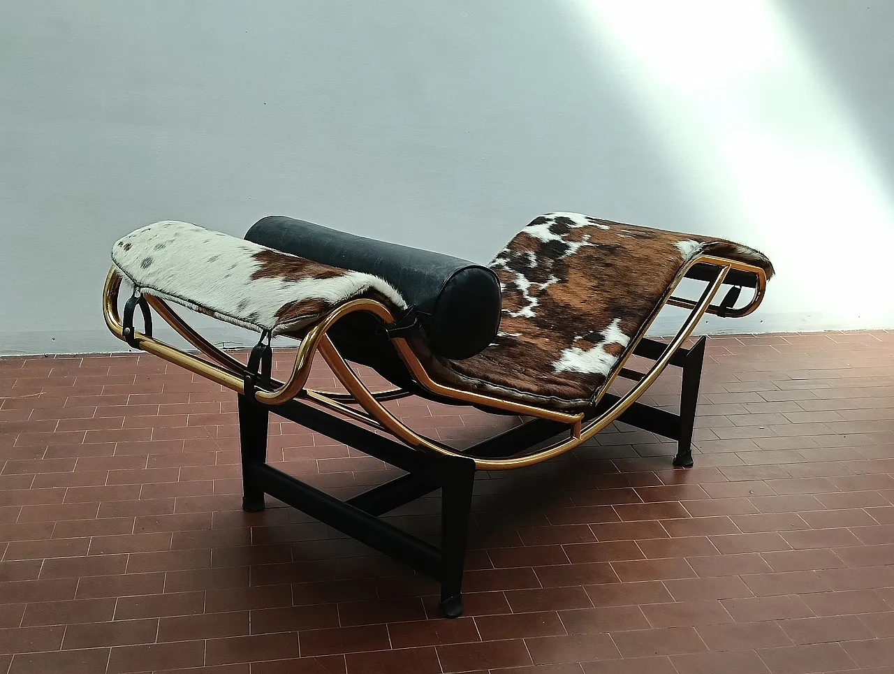 Chaise longue in metallo e pelle di Pierre Cardin, anni '80 39