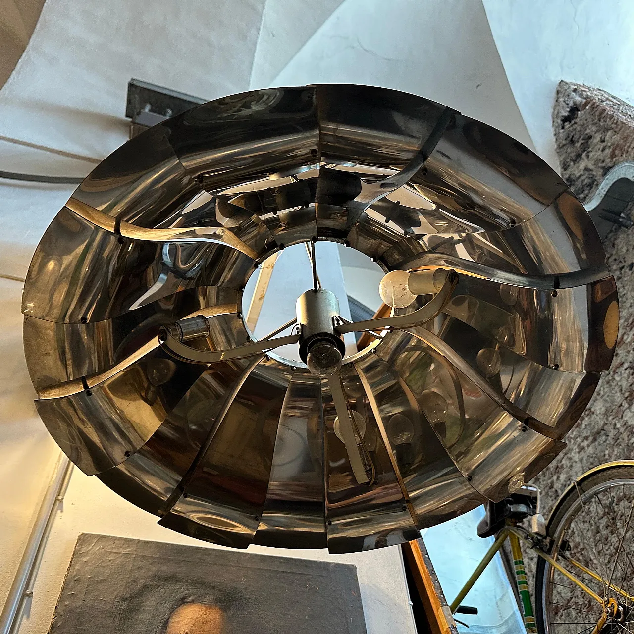 Lampadario in acciaio attribuito a Reggiani, anni '60 4