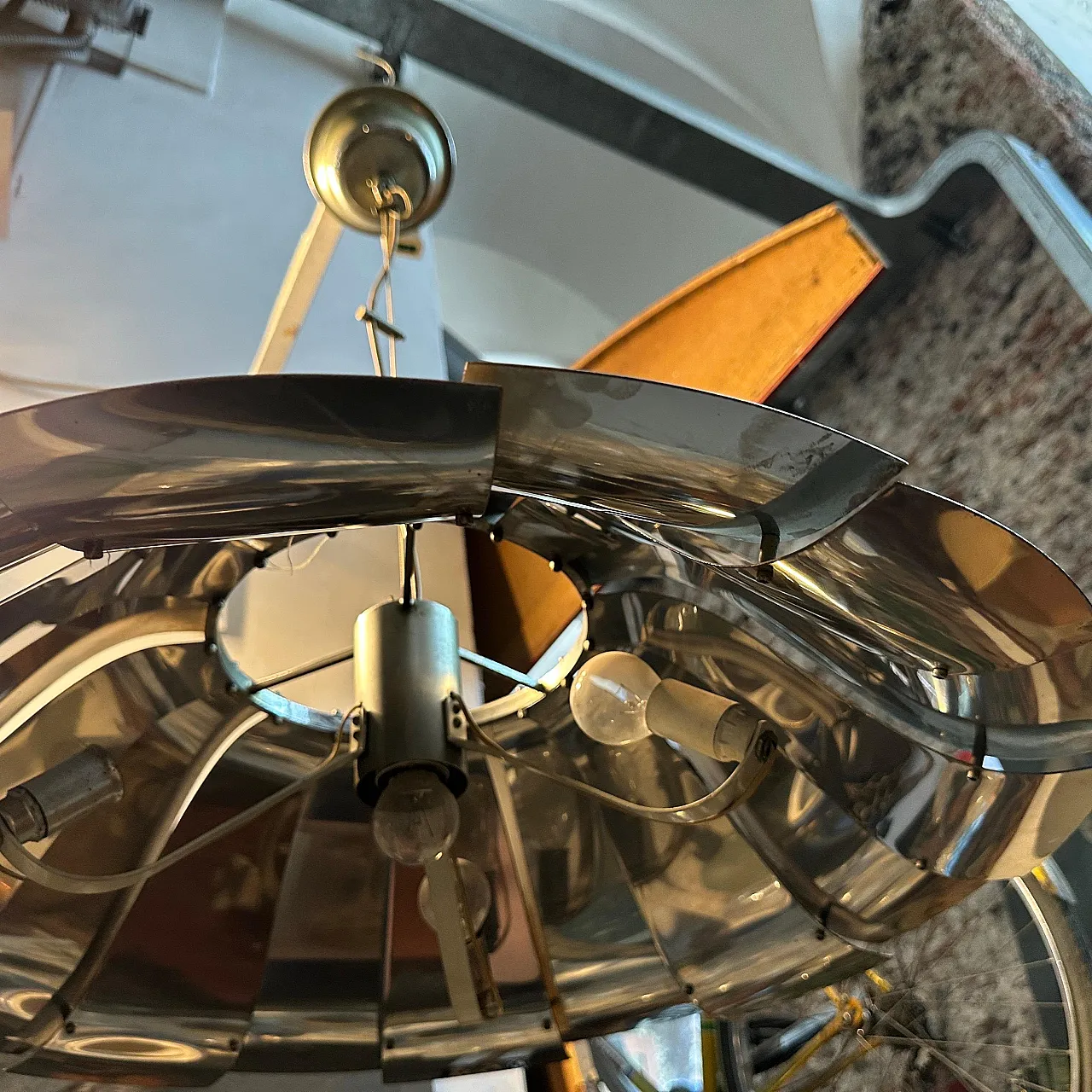 Lampadario in acciaio attribuito a Reggiani, anni '60 6