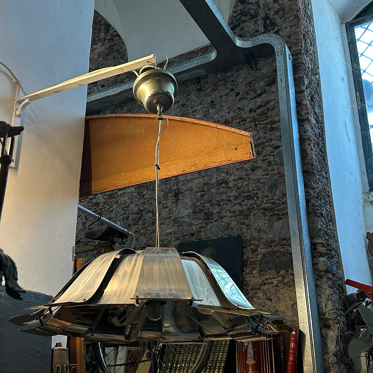 Lampadario in acciaio attribuito a Reggiani, anni '60 10