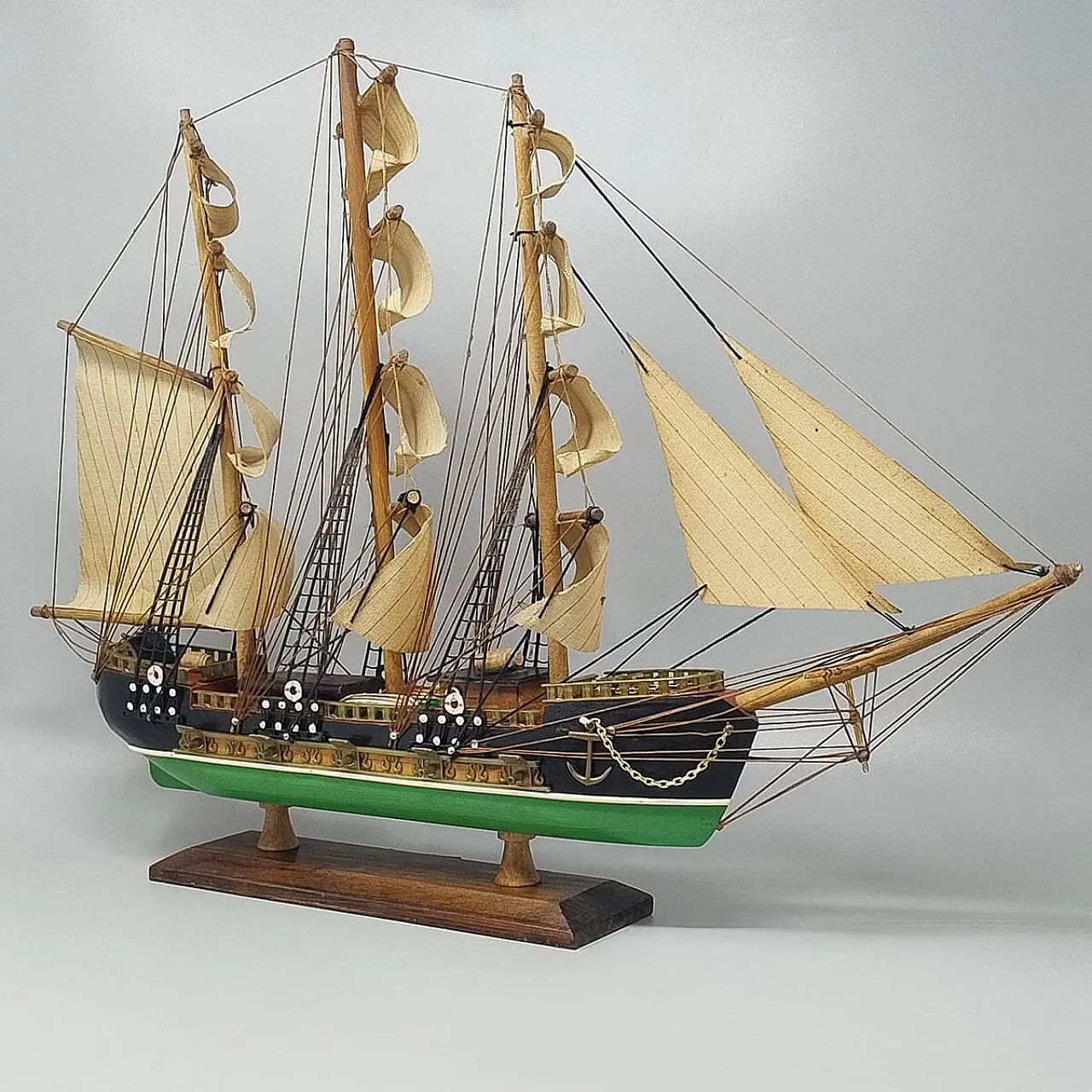 Fragata Siglo XVIII model ship, 1970s 3