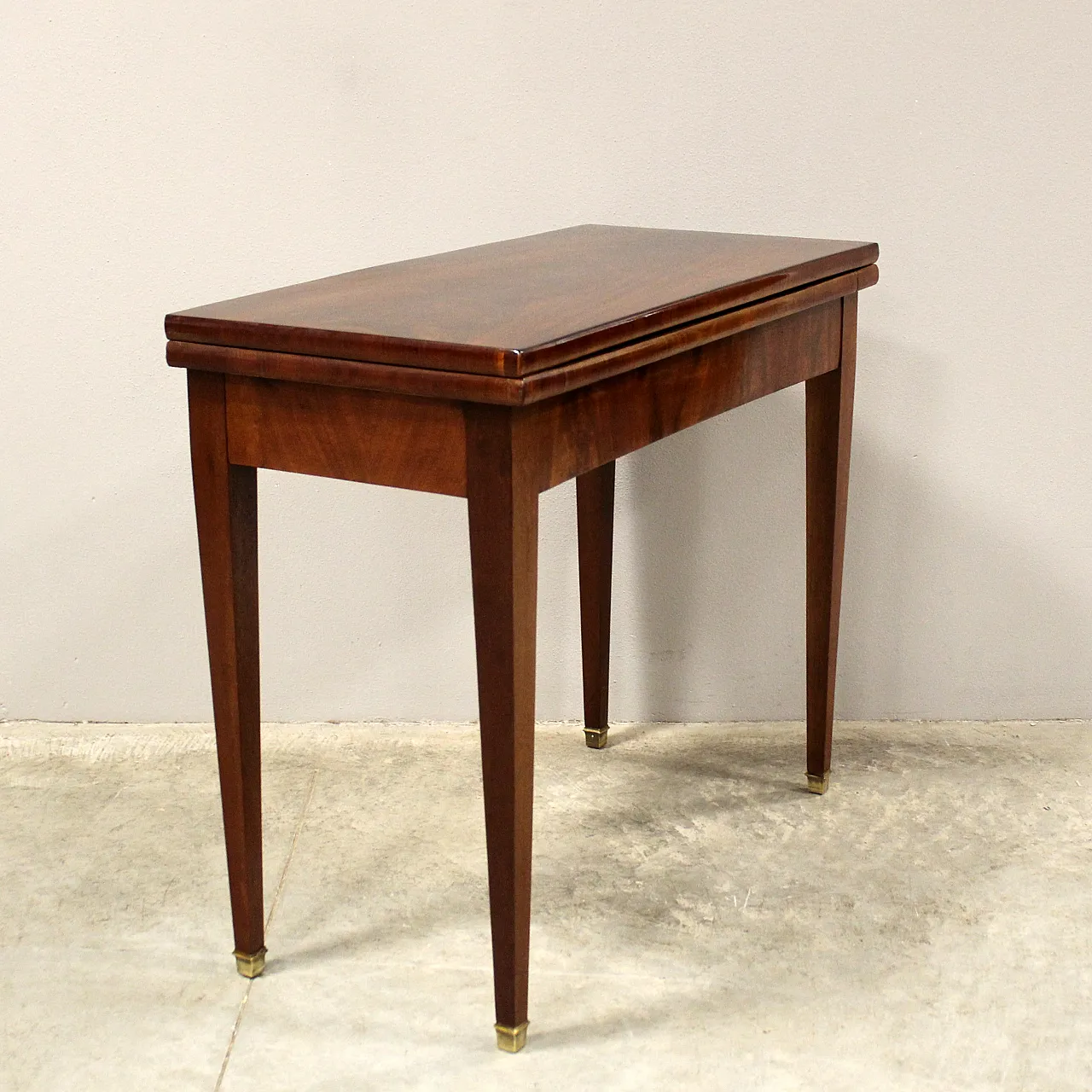 Game table in mahogany '800 3