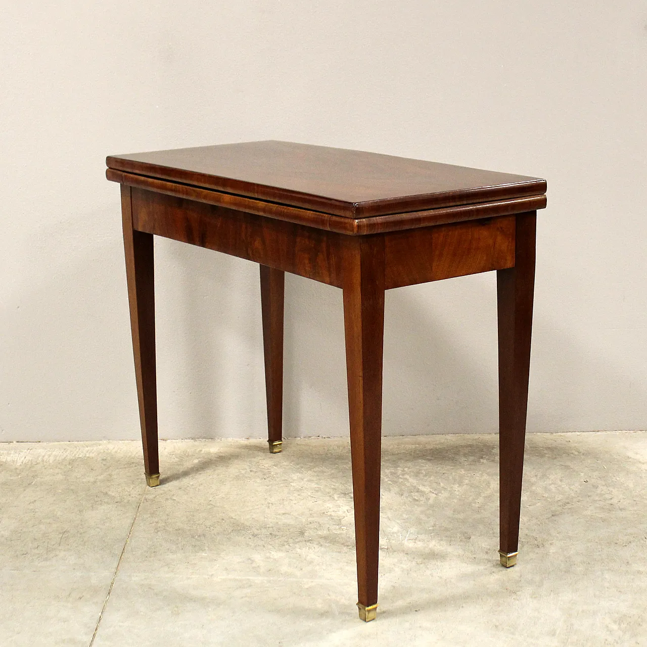 Game table in mahogany '800 4
