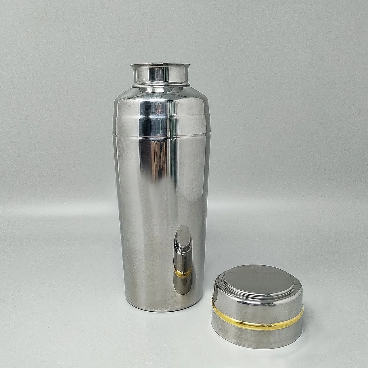 Gold and steel cocktail shaker with bucket, 1970s 4
