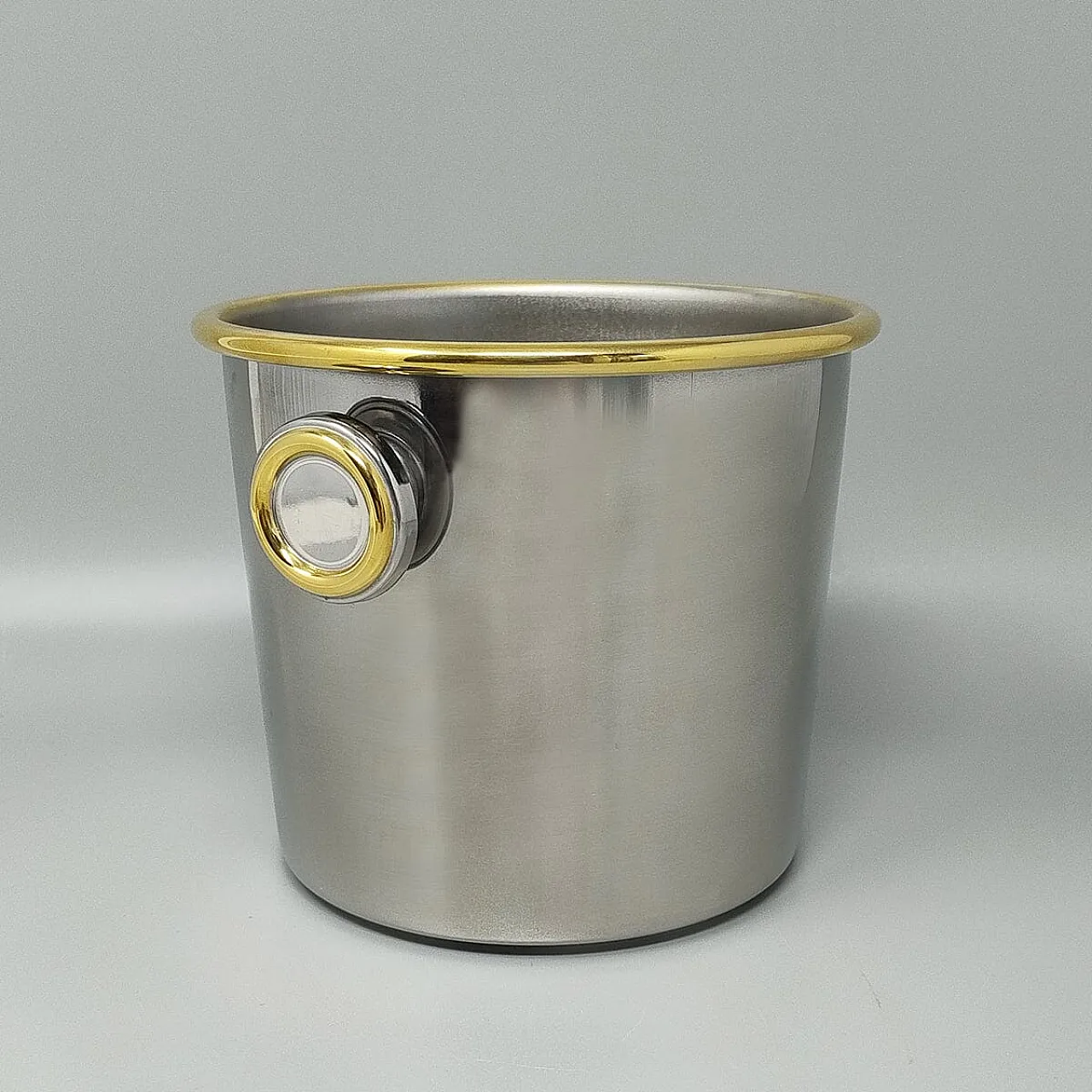 Gold and steel cocktail shaker with bucket, 1970s 8