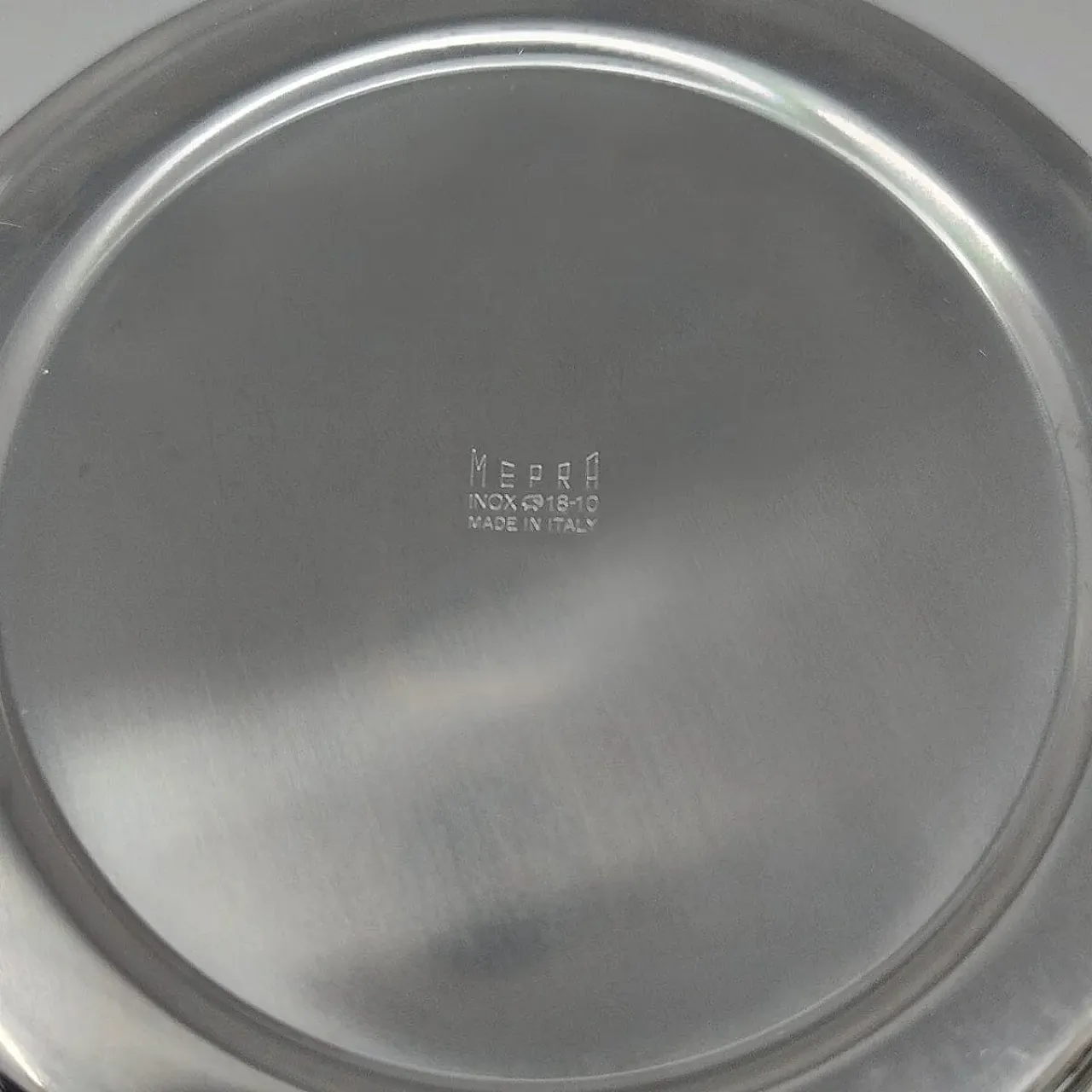 Gold and steel cocktail shaker with bucket, 1970s 9