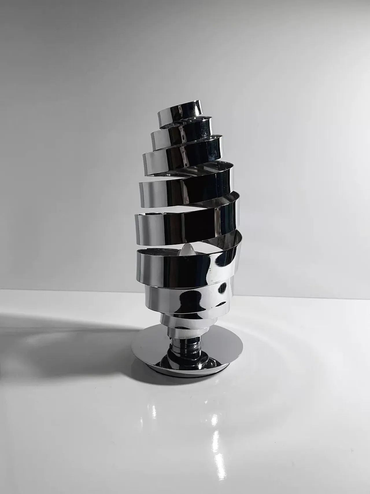 Space age chrome table lamp Sputnik, 70s 1