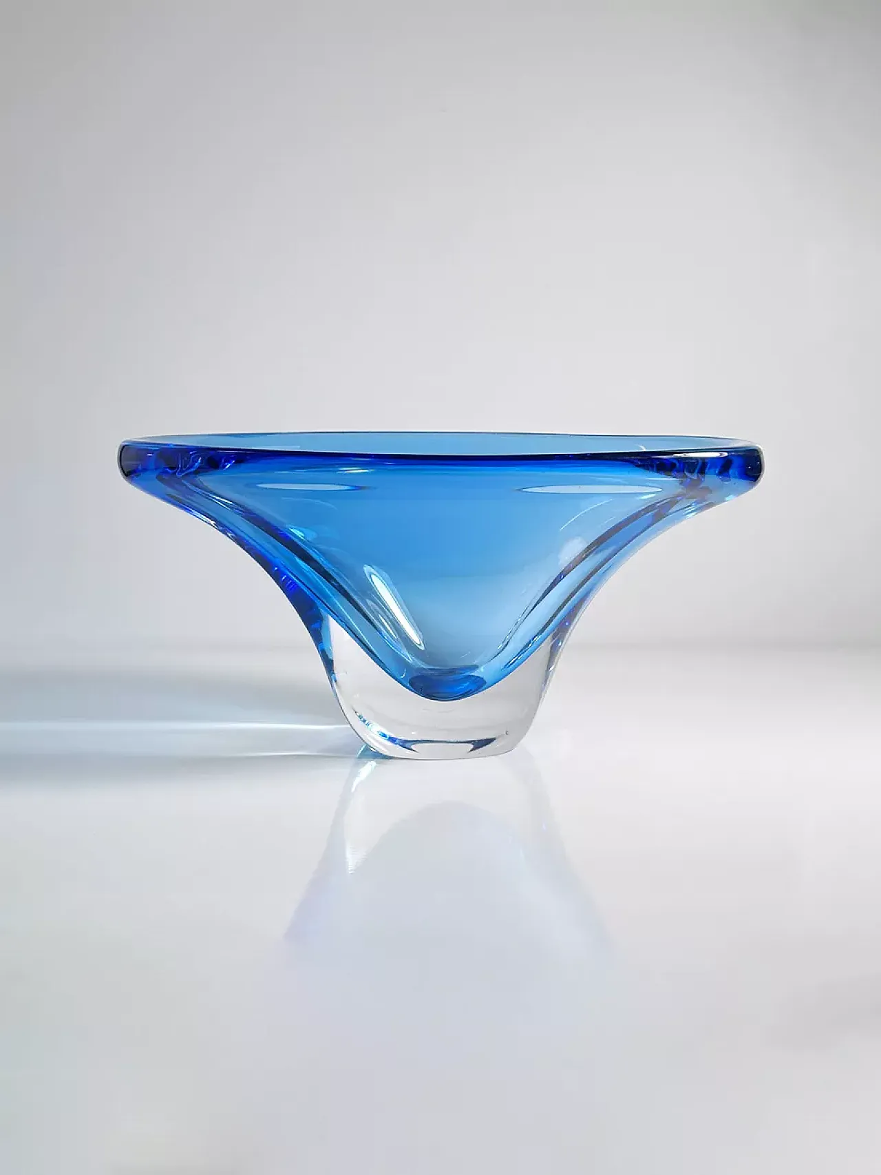 Large crystal glass fruit bowl by Focke & Meltzer Amsterdam 6