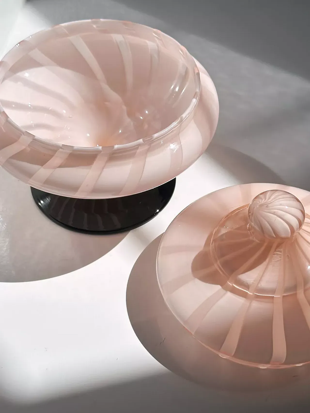 1950s Murano Opaline Glas Bonbonniere 2