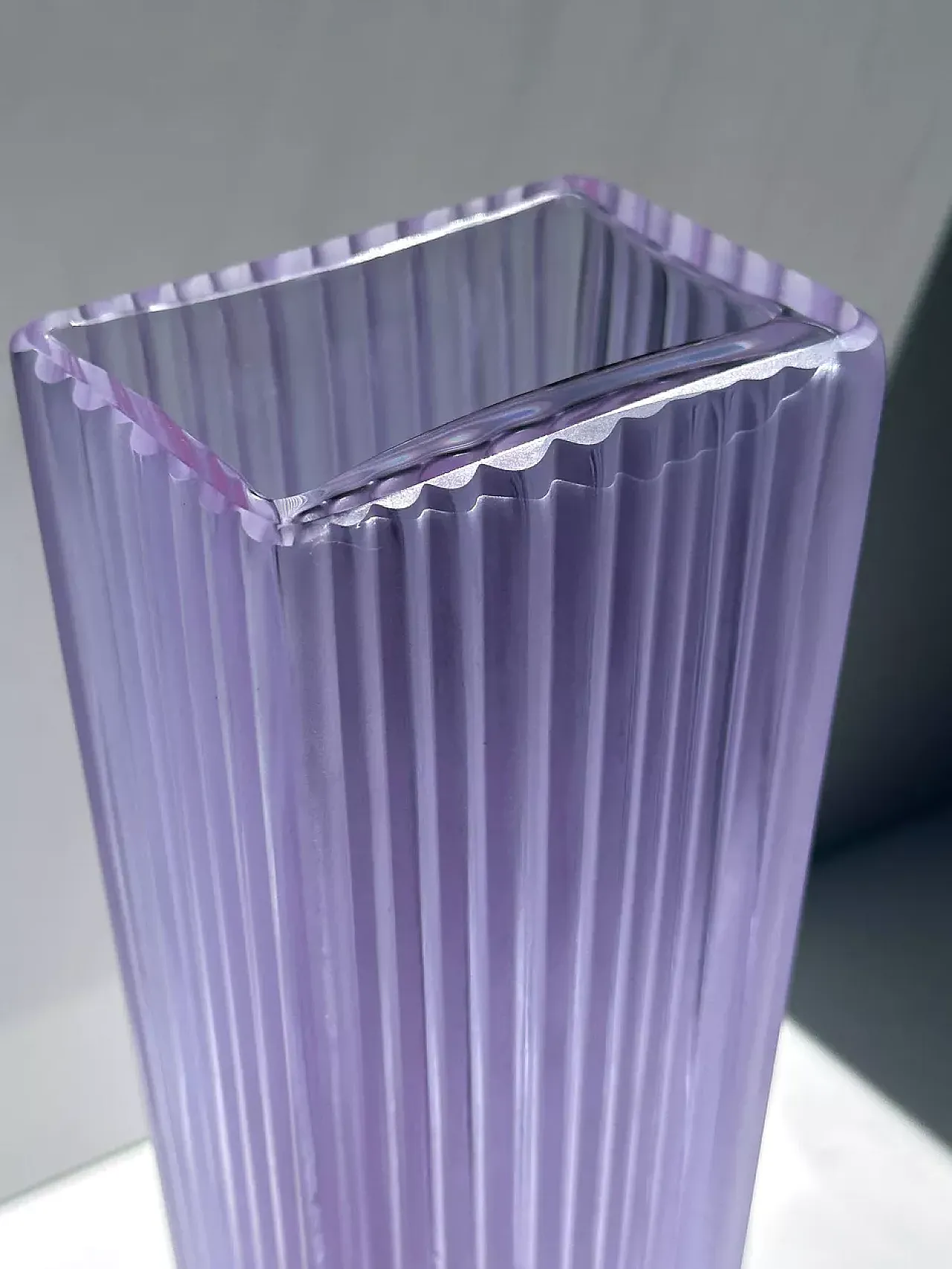 Alexandrite Glass Vase by Oldrich Lipa, 1958 2