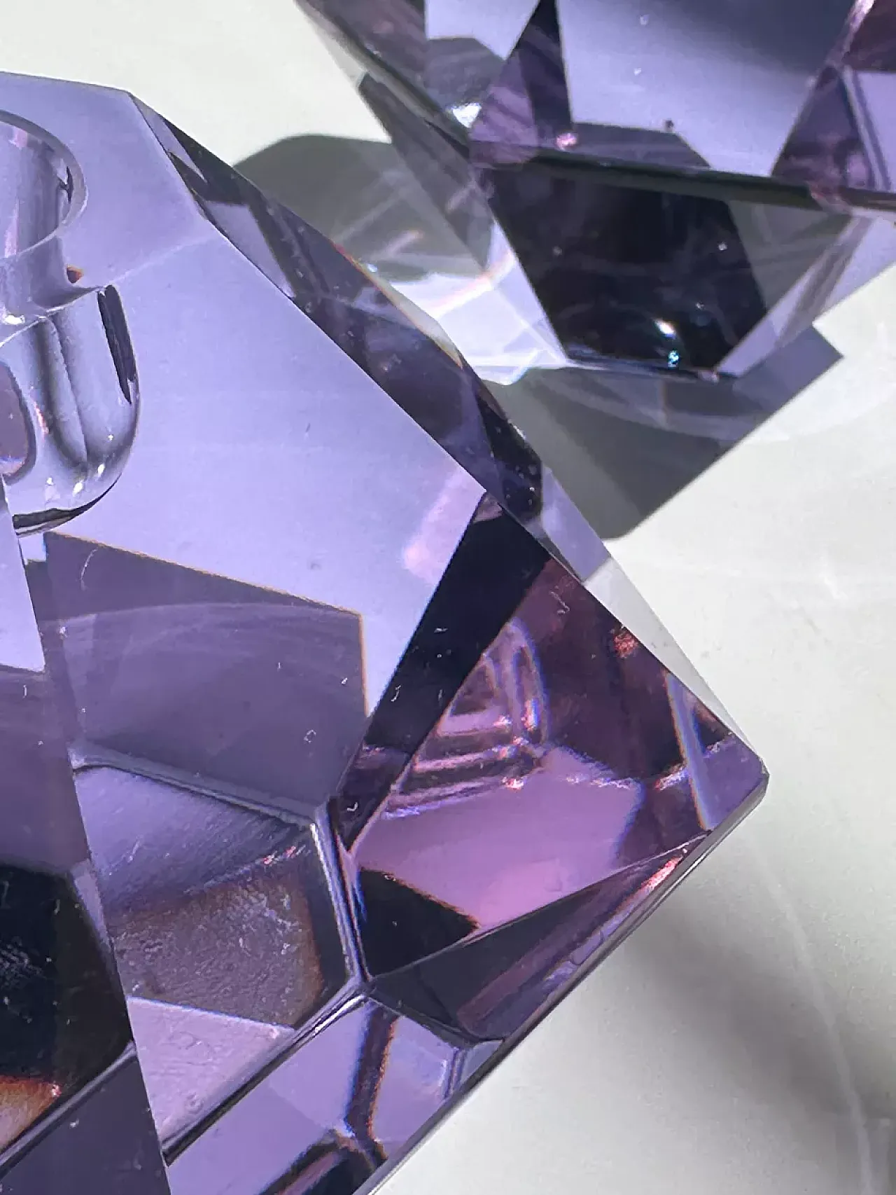 Pair of Alexandrite glass candle holder diamond prism, 80s 2