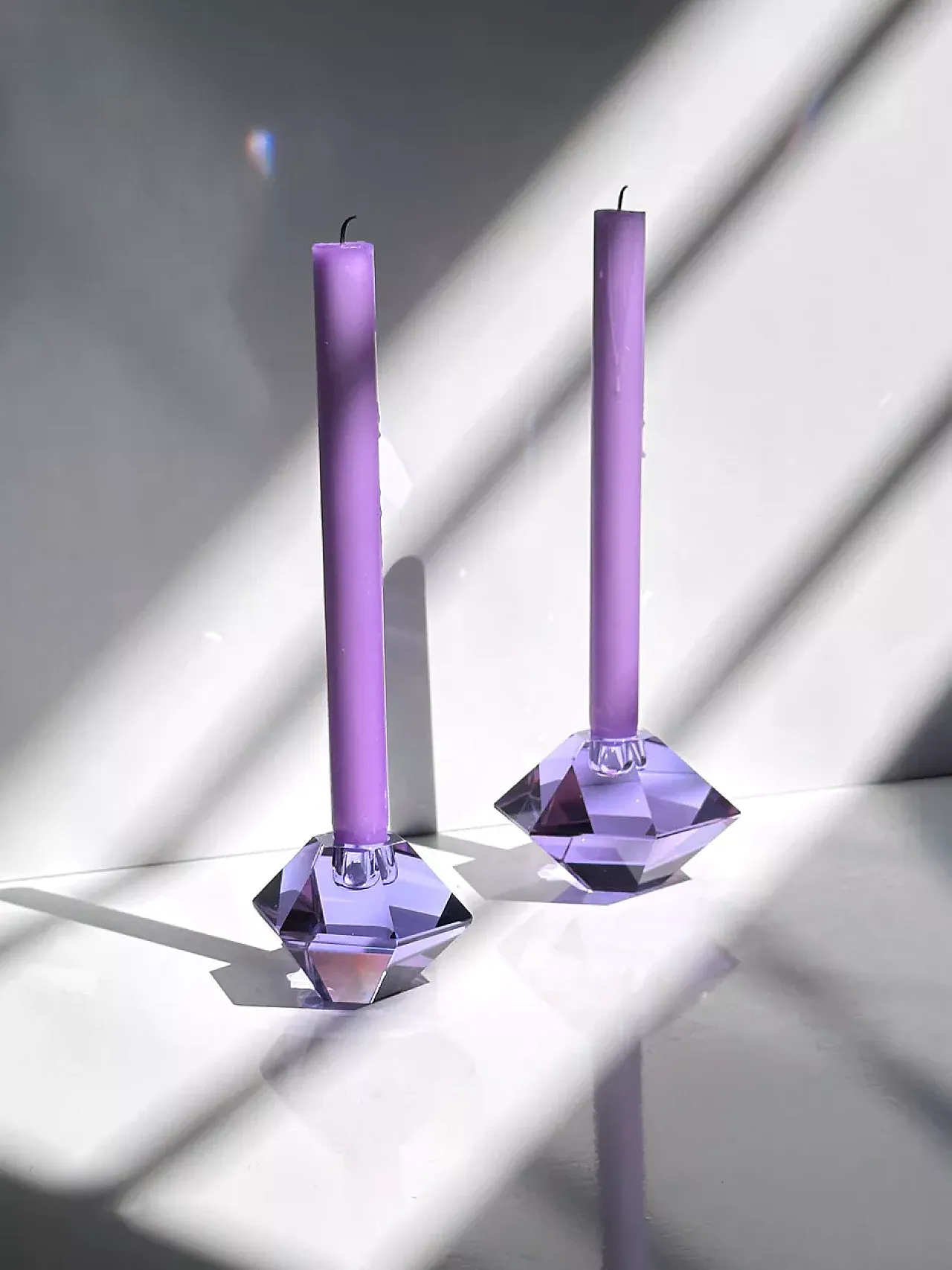 Pair of Alexandrite glass candle holder diamond prism, 80s 4