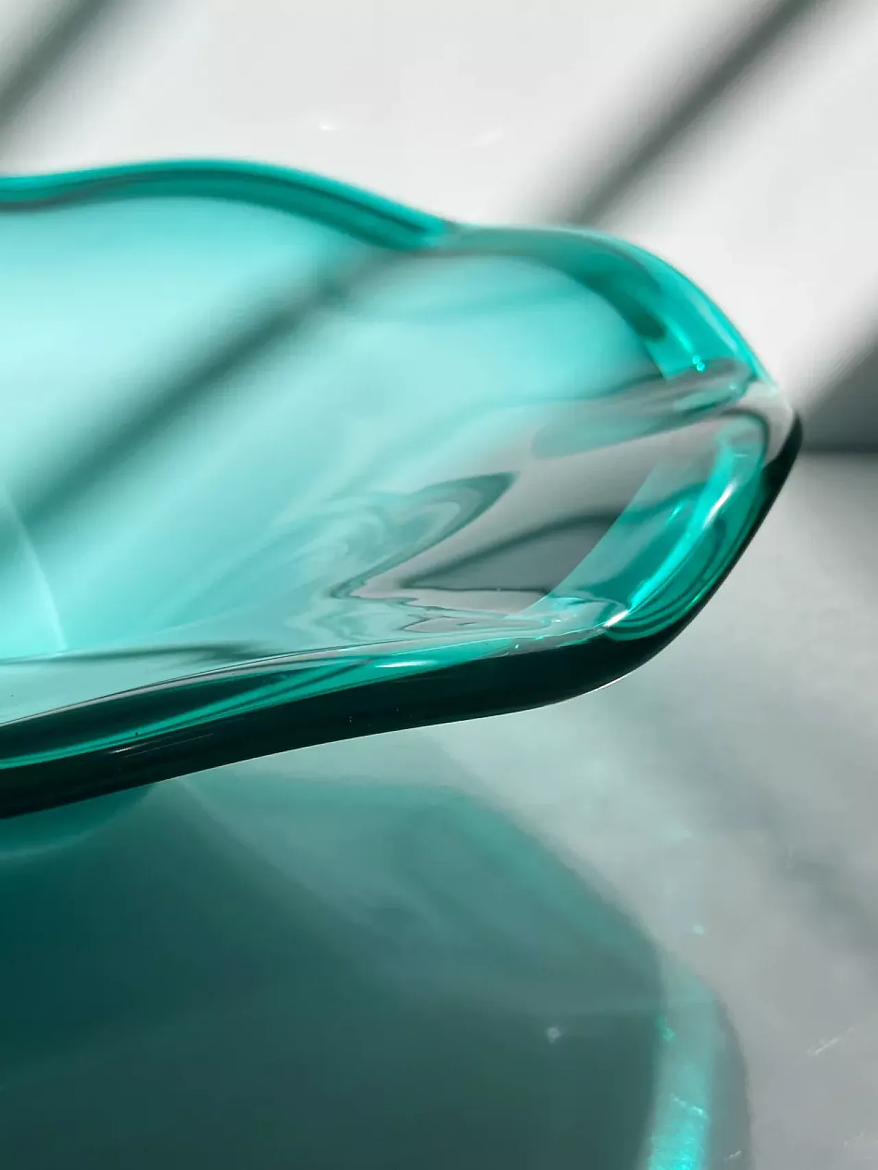 Ciotola di Seguso in vetro opalino turchese, anni '80 4