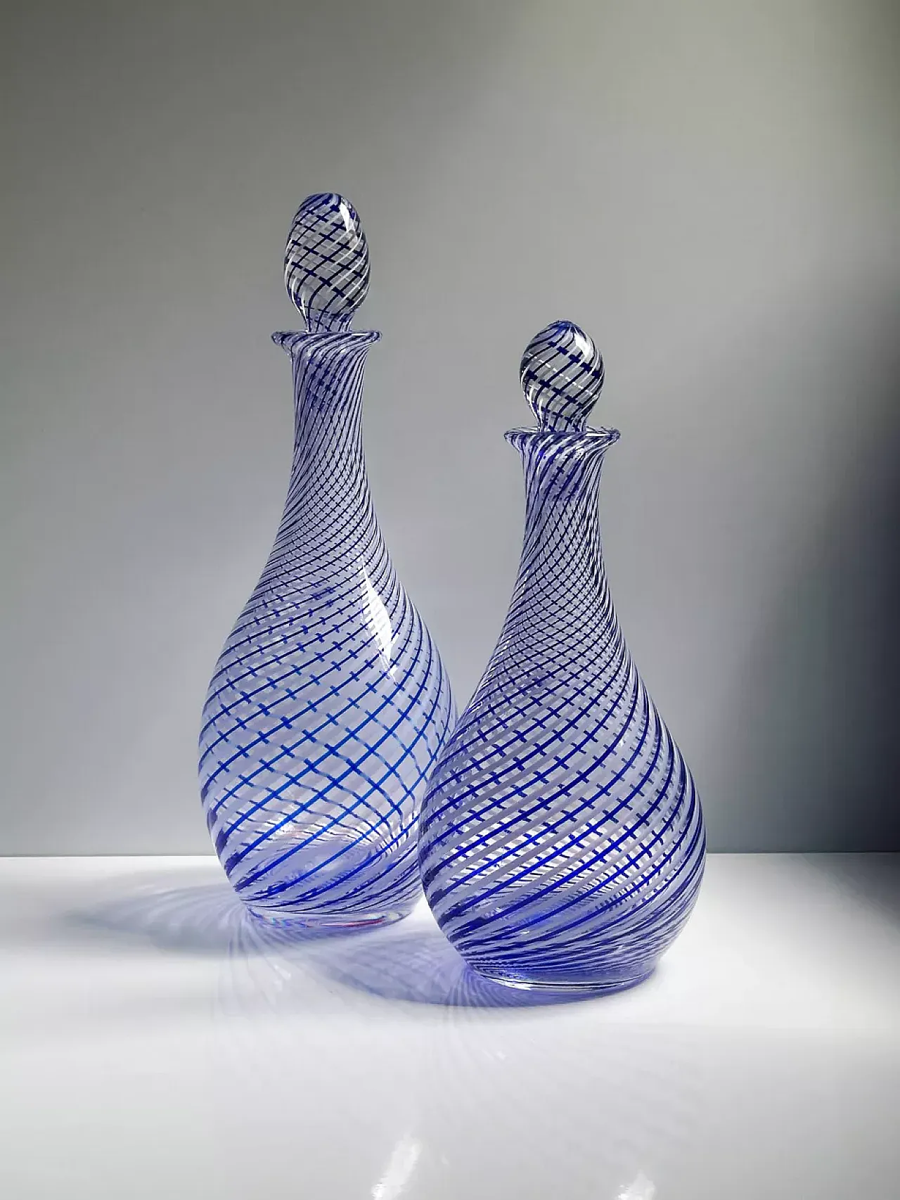 Coppia di bottiglie di vetro di cristallo di Pasabahce, anni '60 1