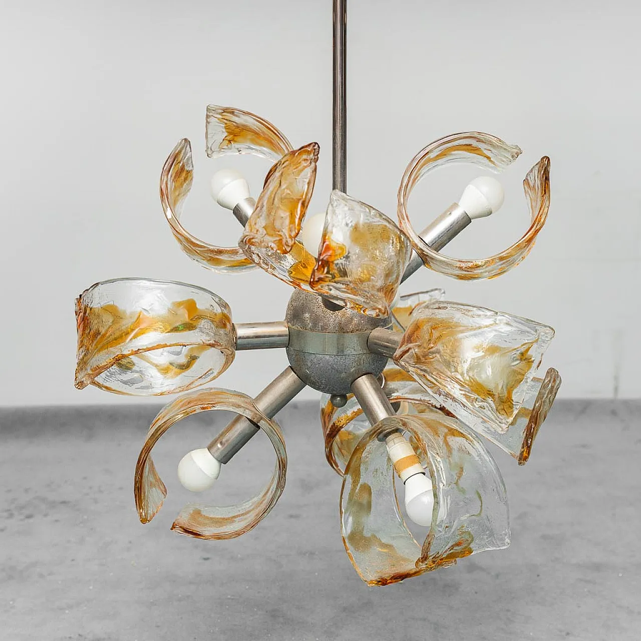 Lampadario Mazzega a 9 luci in metallo cromato e vetro anni 70 7