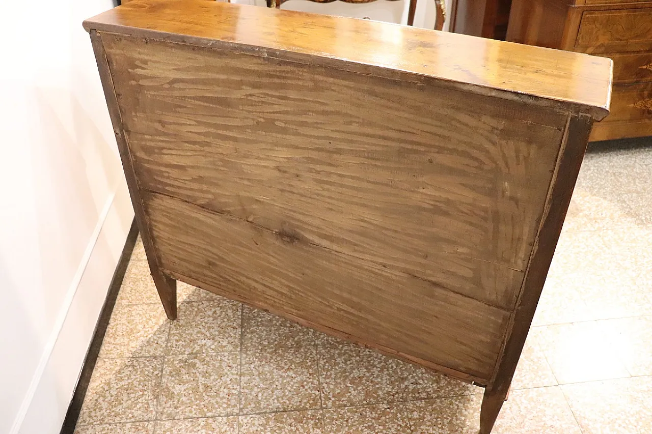 Ancient limelight in walnut wood, '700 11