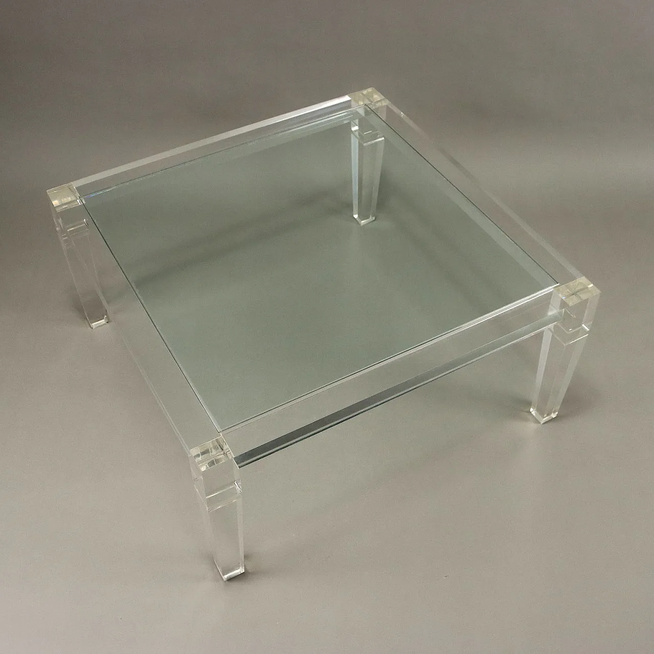 Transparent coffee table in plexiglas and glass, 1990s 7